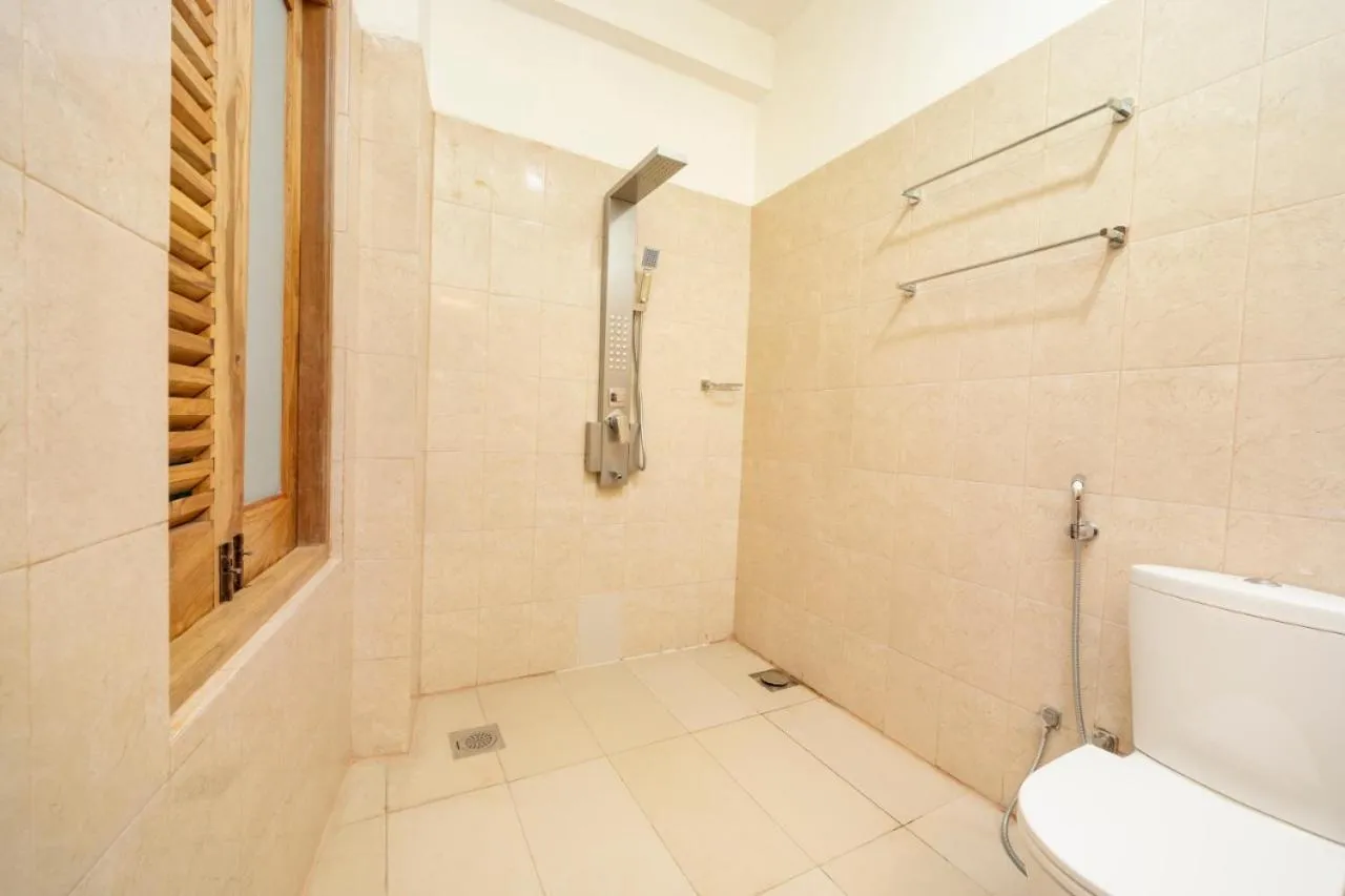 Shower in 3 Arch Resort Ella