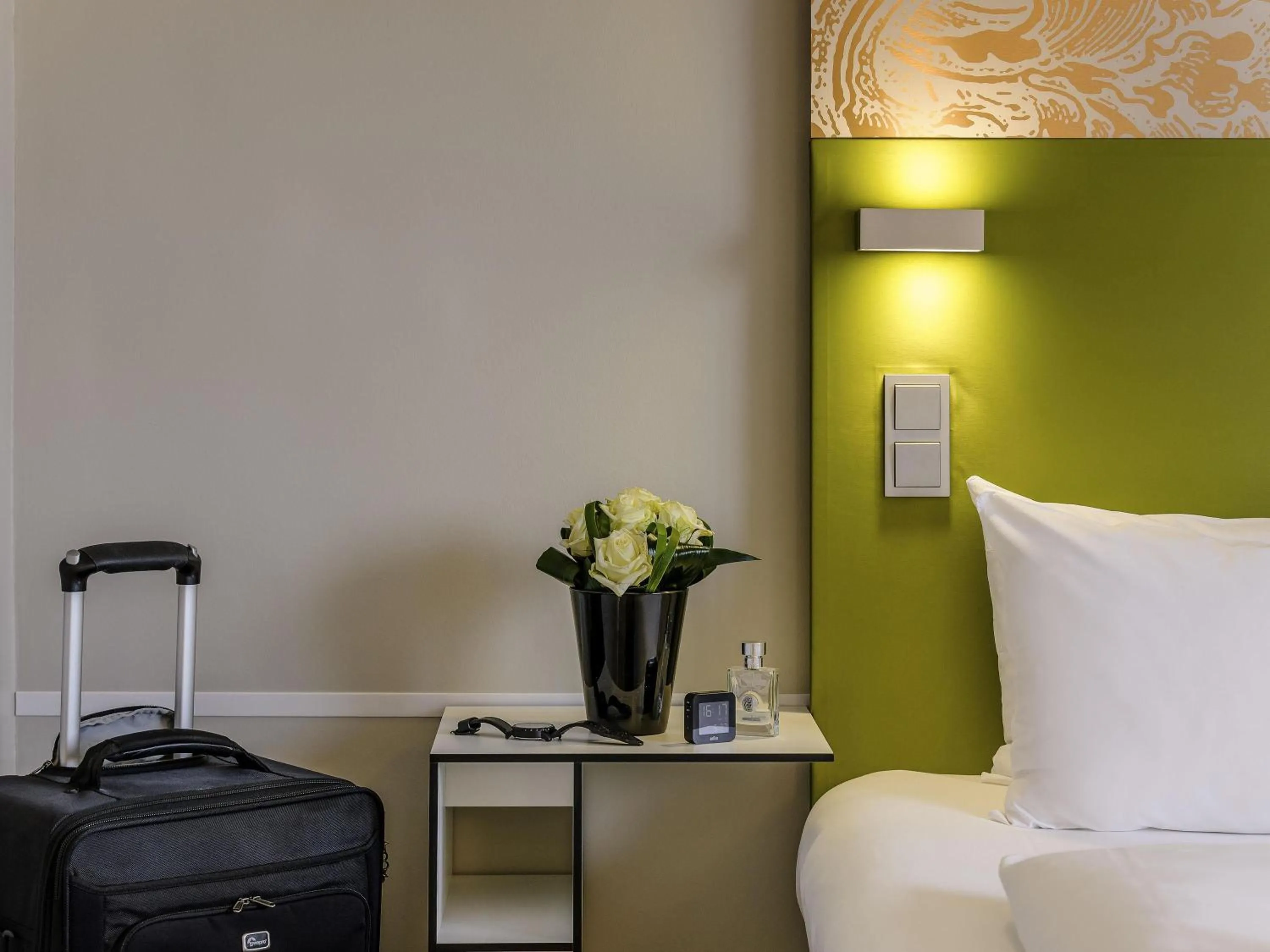 Bedroom, Bed in Congress Hotel Mercure Nürnberg an der Messe