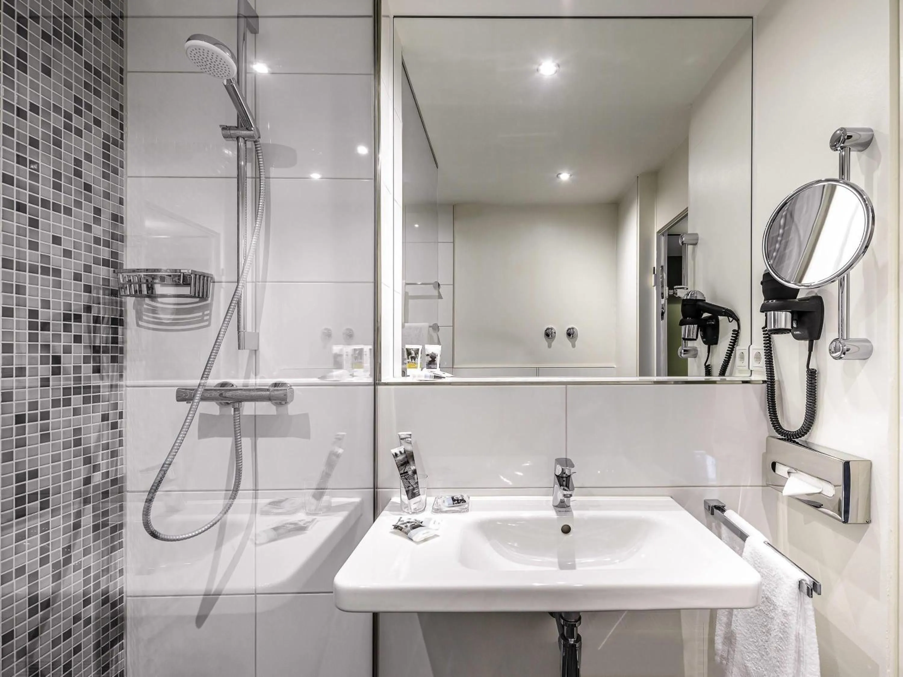 Bedroom in Congress Hotel Mercure Nürnberg an der Messe