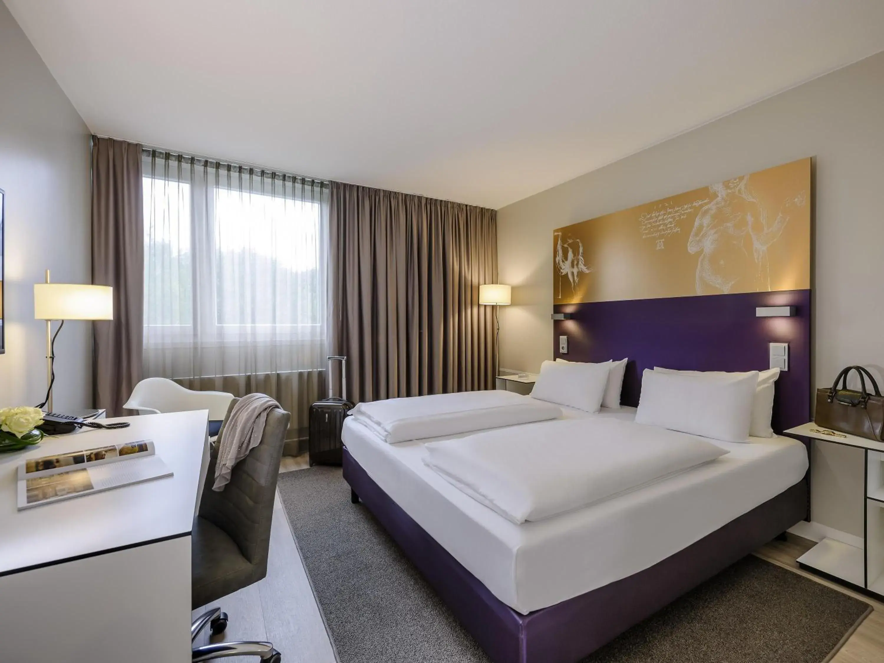 Standard Double Room - single occupancy in Congress Hotel Mercure Nürnberg an der Messe Standard Double Room - single occupancy in Congress Hotel Mercure Nürnberg an der Messe