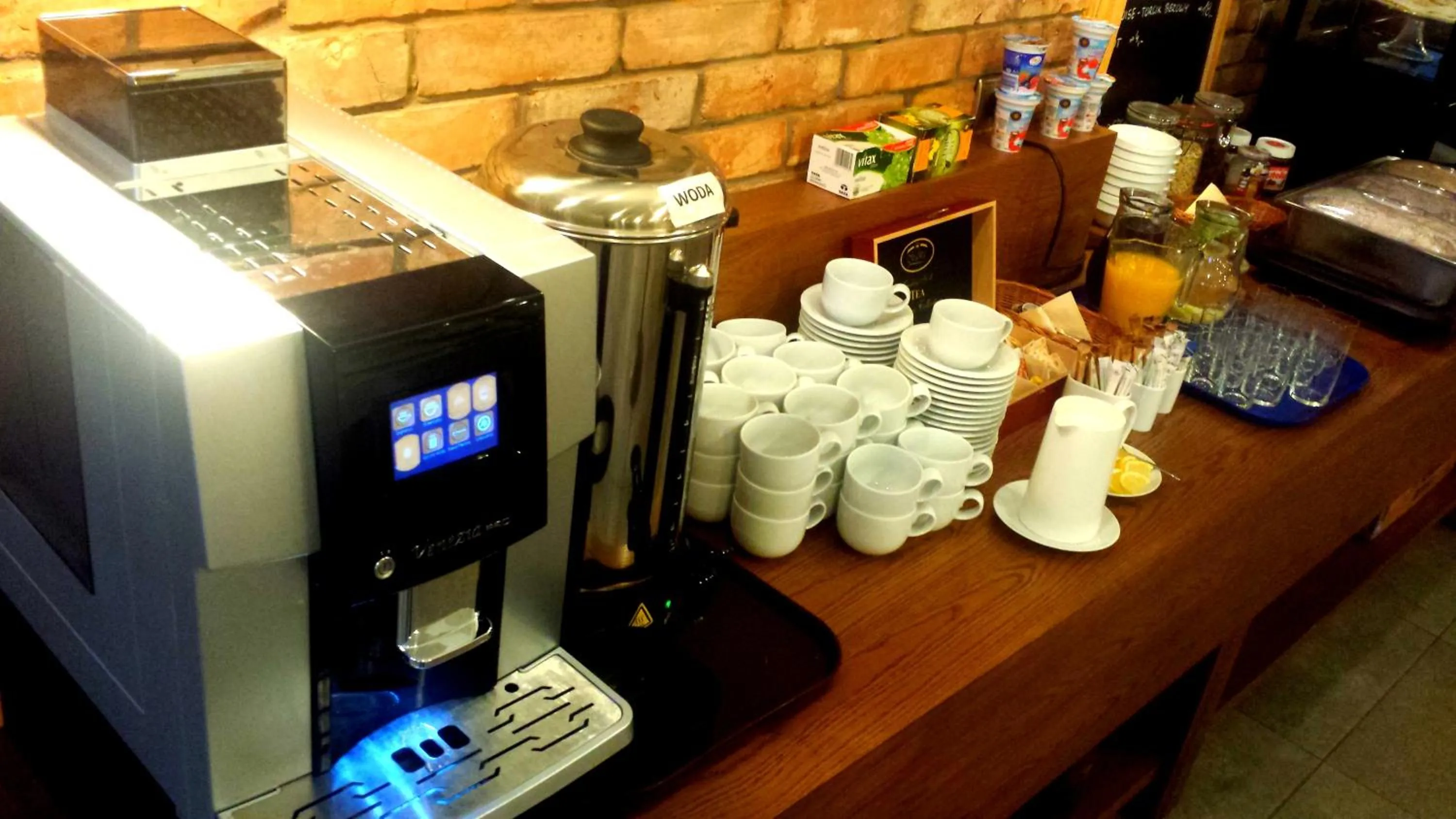 Buffet breakfast in Dom Młynarza