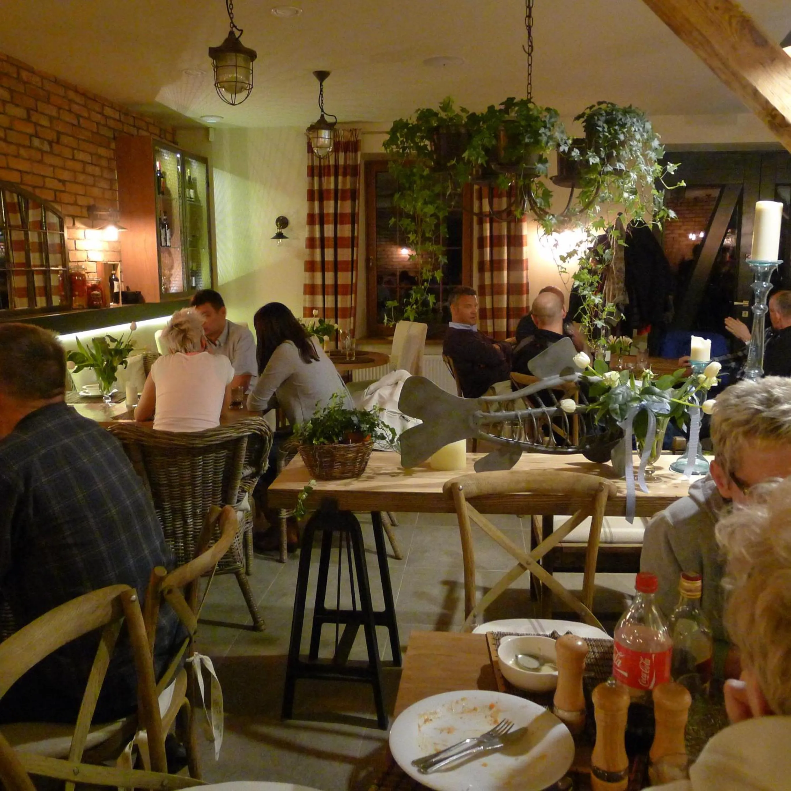 Restaurant/places to eat in Dom Młynarza