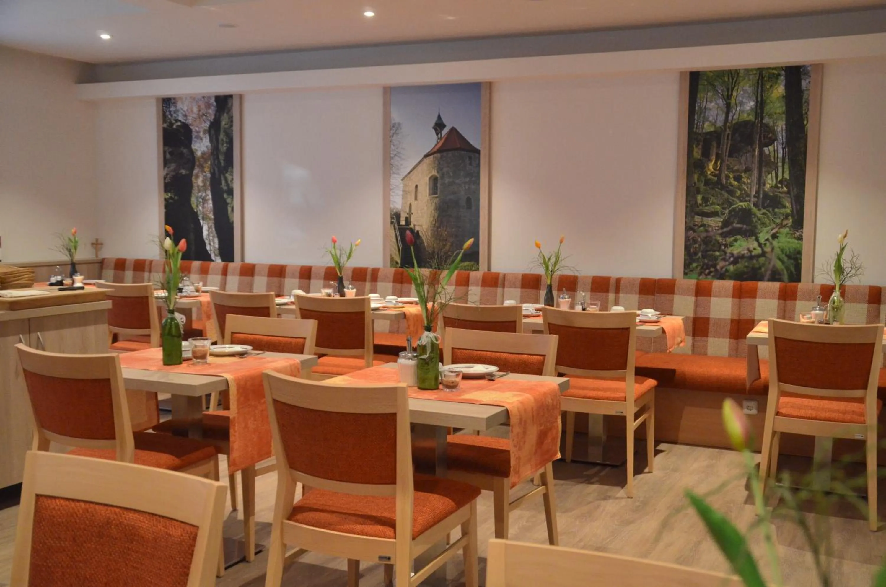 Restaurant/places to eat in Hotel Königsteiner Hof