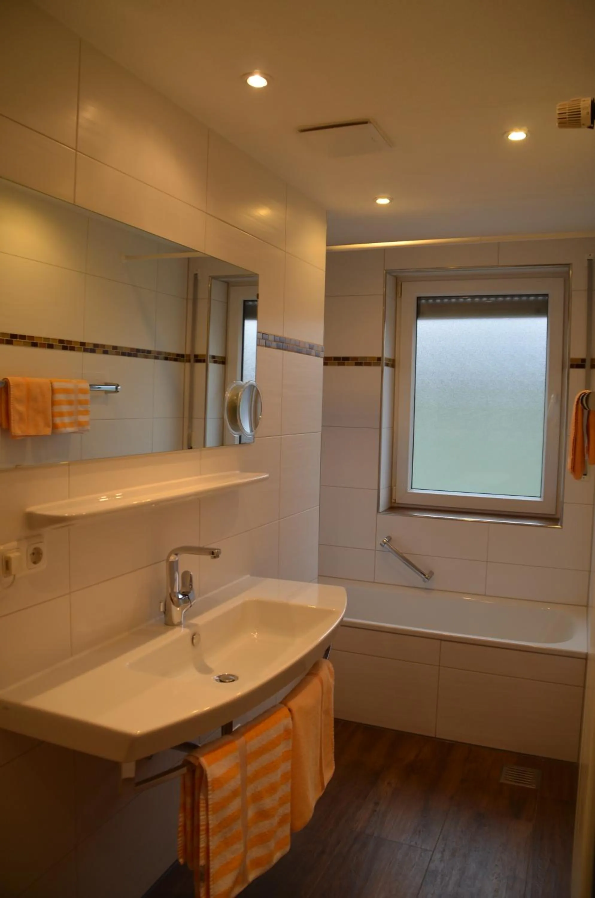 Toilet in Hotel Königsteiner Hof