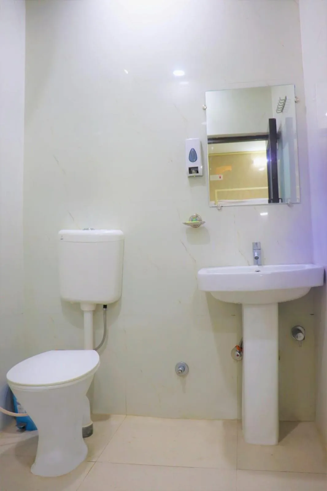 Bathroom in Hotel Orange Classic