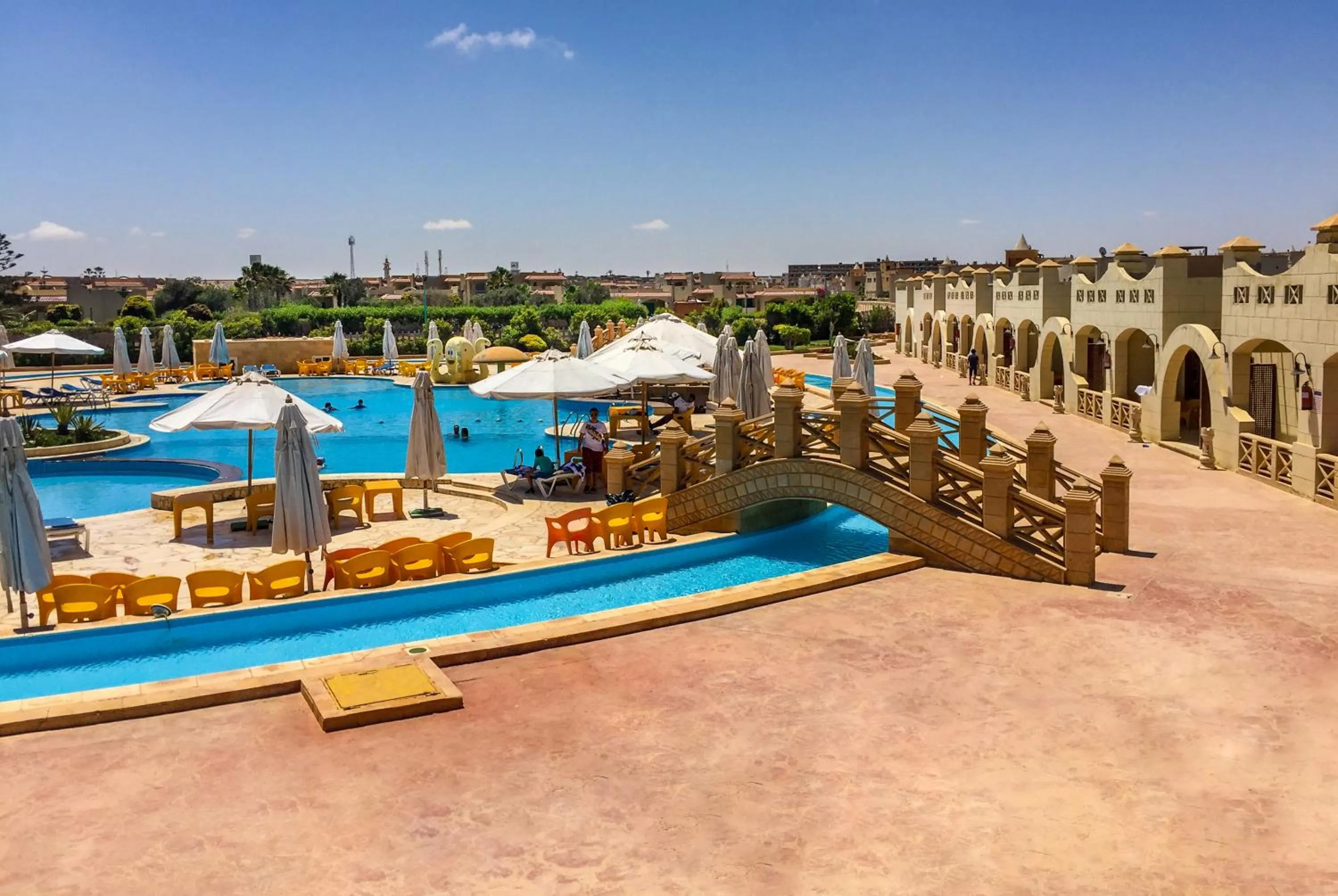 Garden view in Green Leaves Hotel