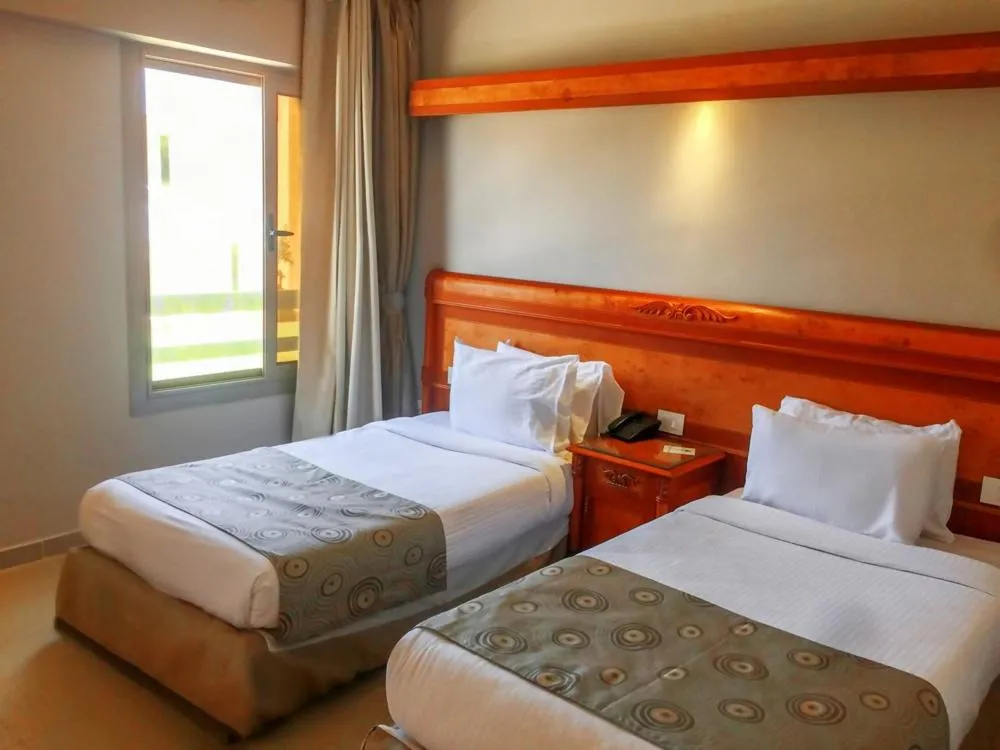 Bedroom in Green Leaves Hotel