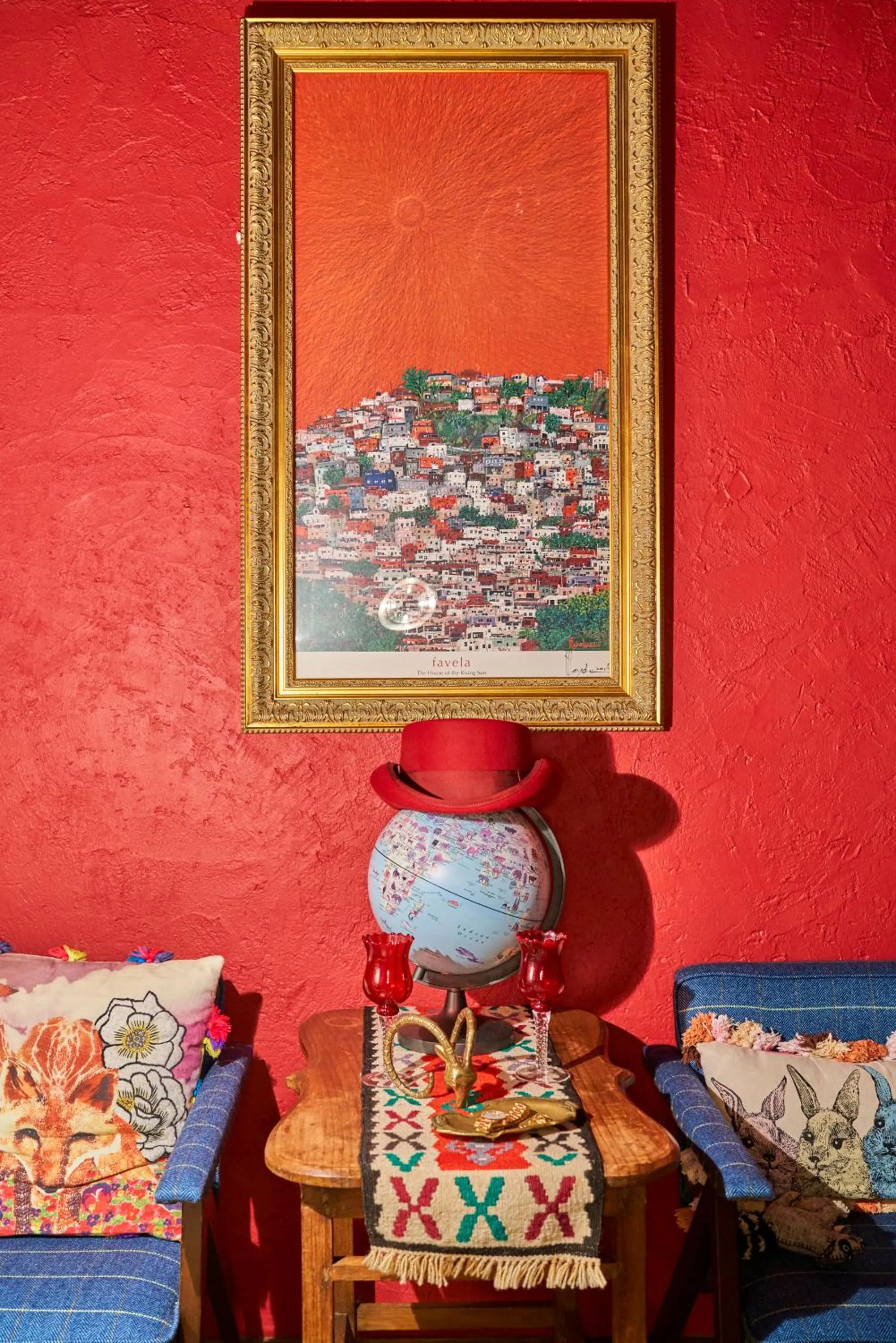 Decorative detail in HOTEL Clam Chowder