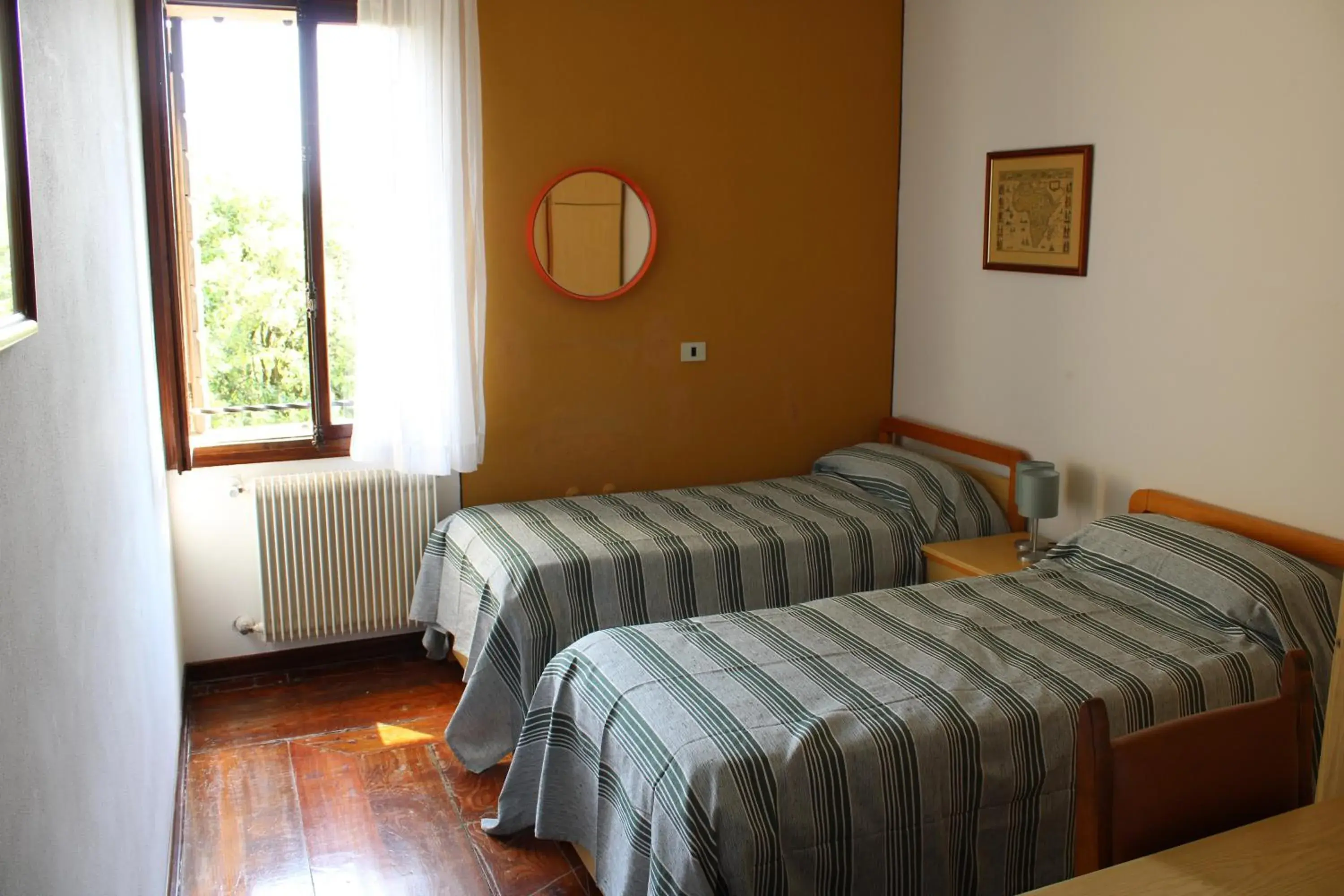 Twin Room in Villa Flangini Twin Room in Villa Flangini