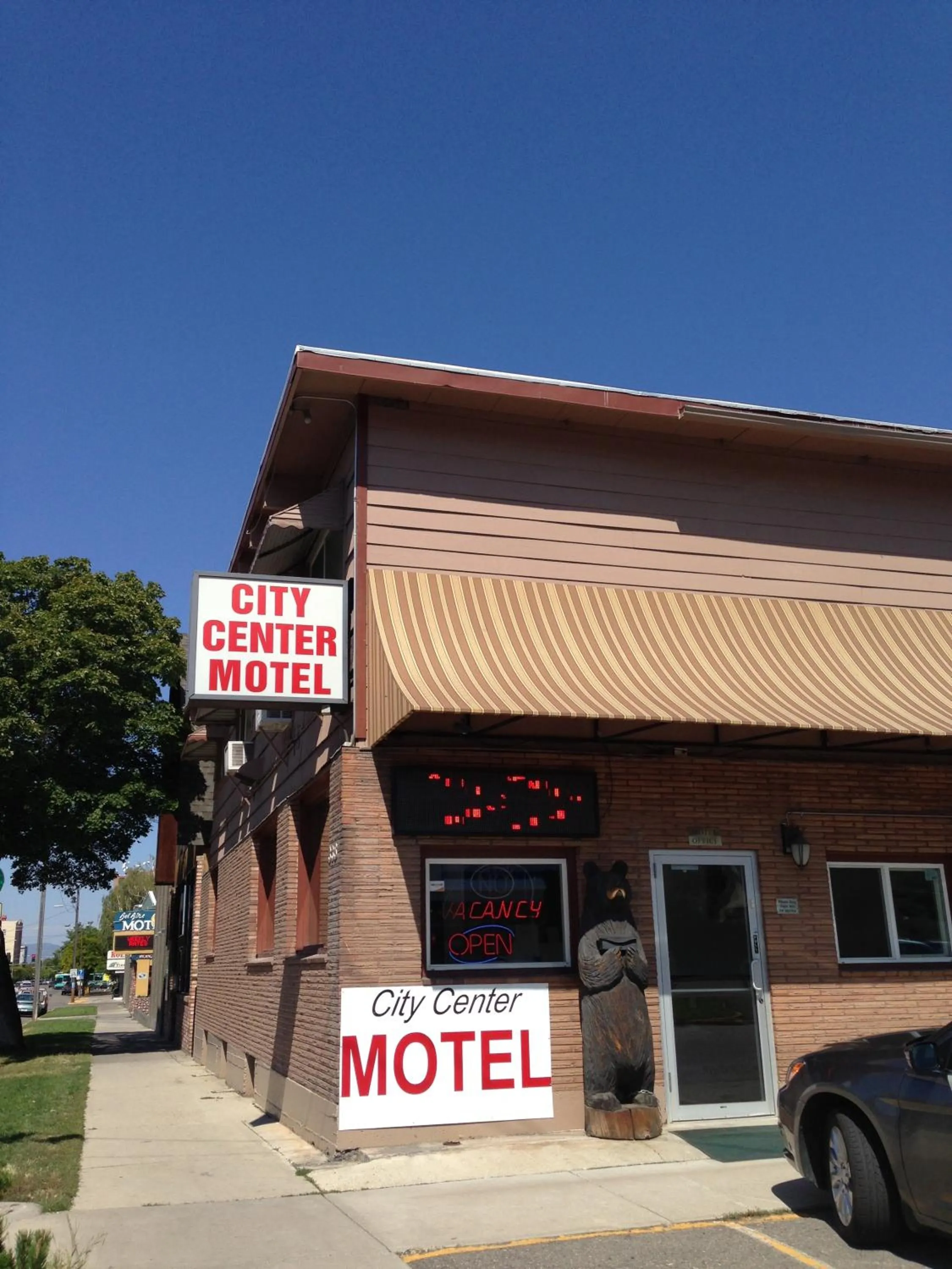 Facade/entrance in City Center Motel
