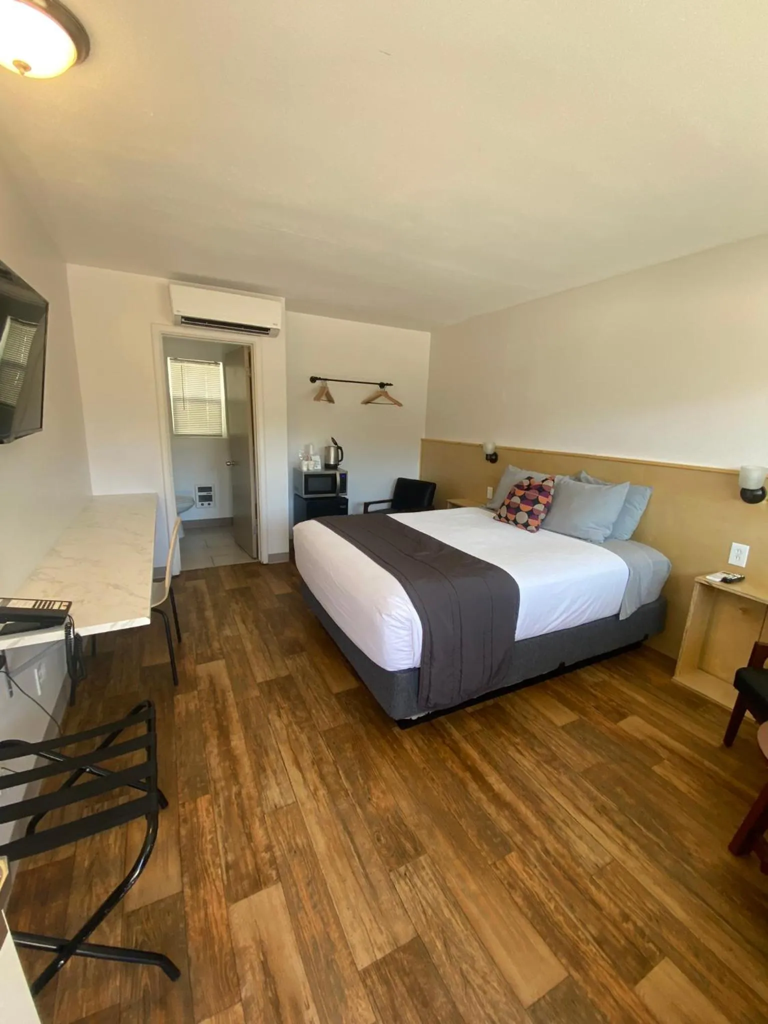 Bed in City Center Motel