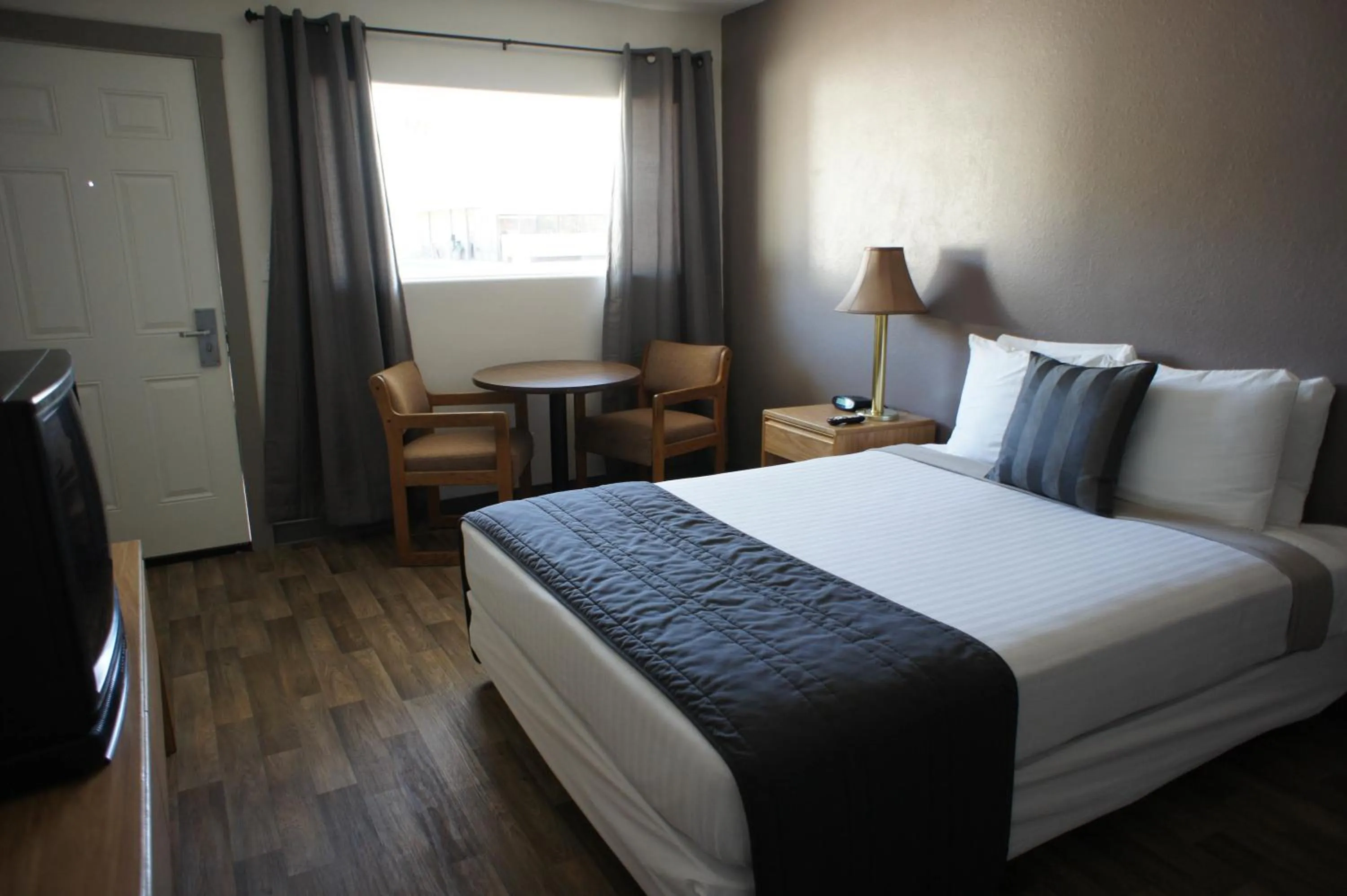 TV and multimedia, Bed in City Center Motel