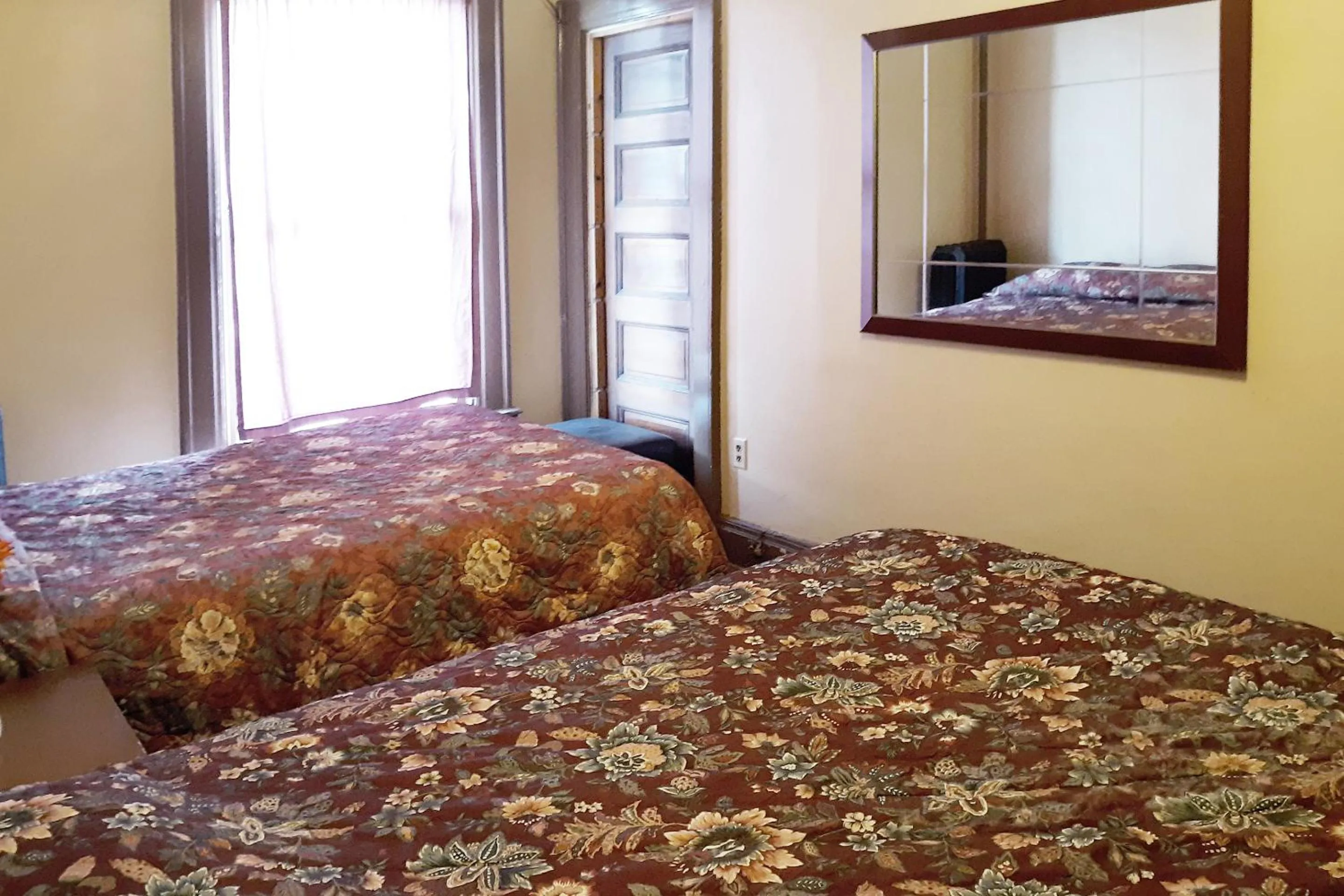 Bedroom in OYO Hotel Bradford Main St PA