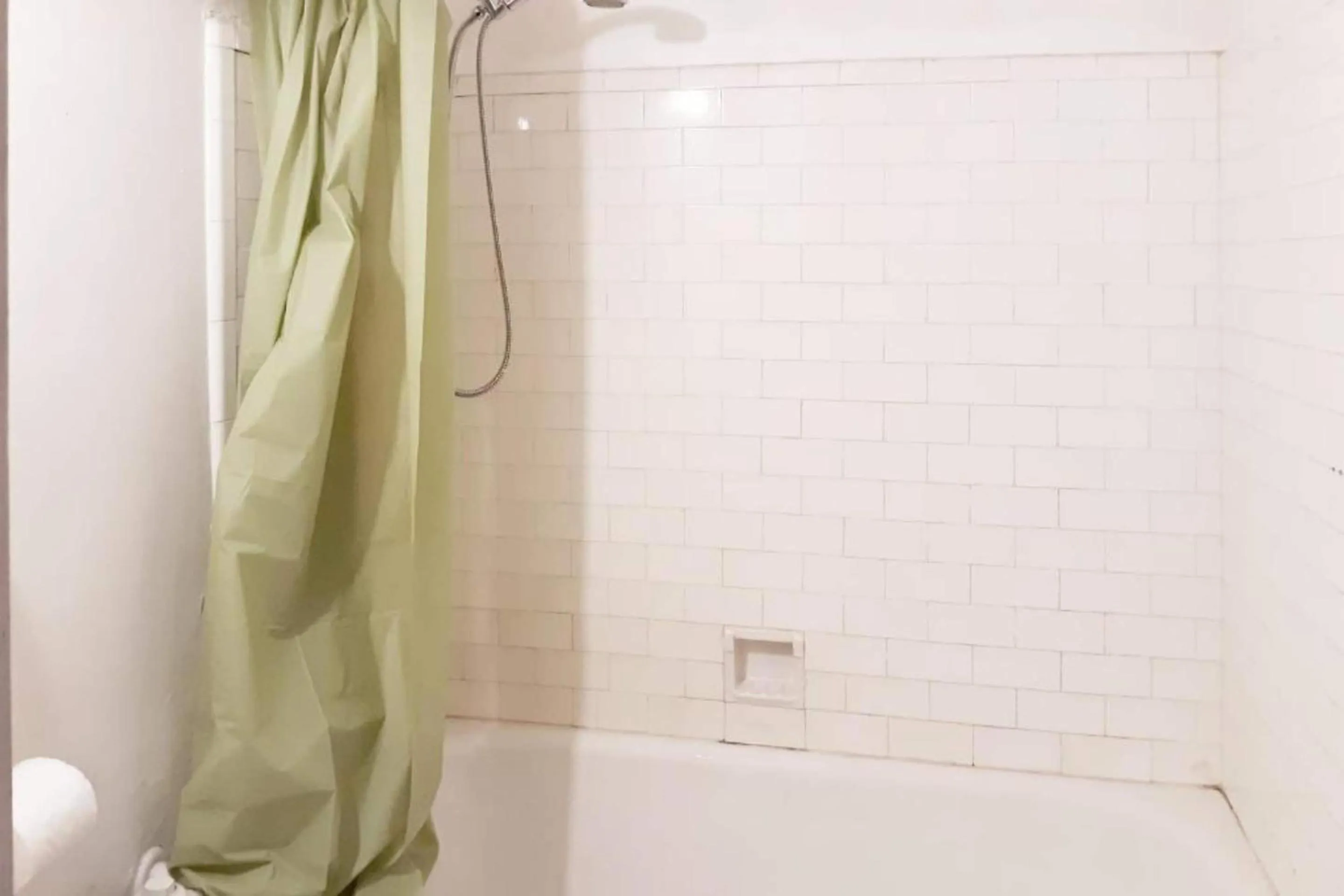 Bathroom in OYO Hotel Bradford Main St PA