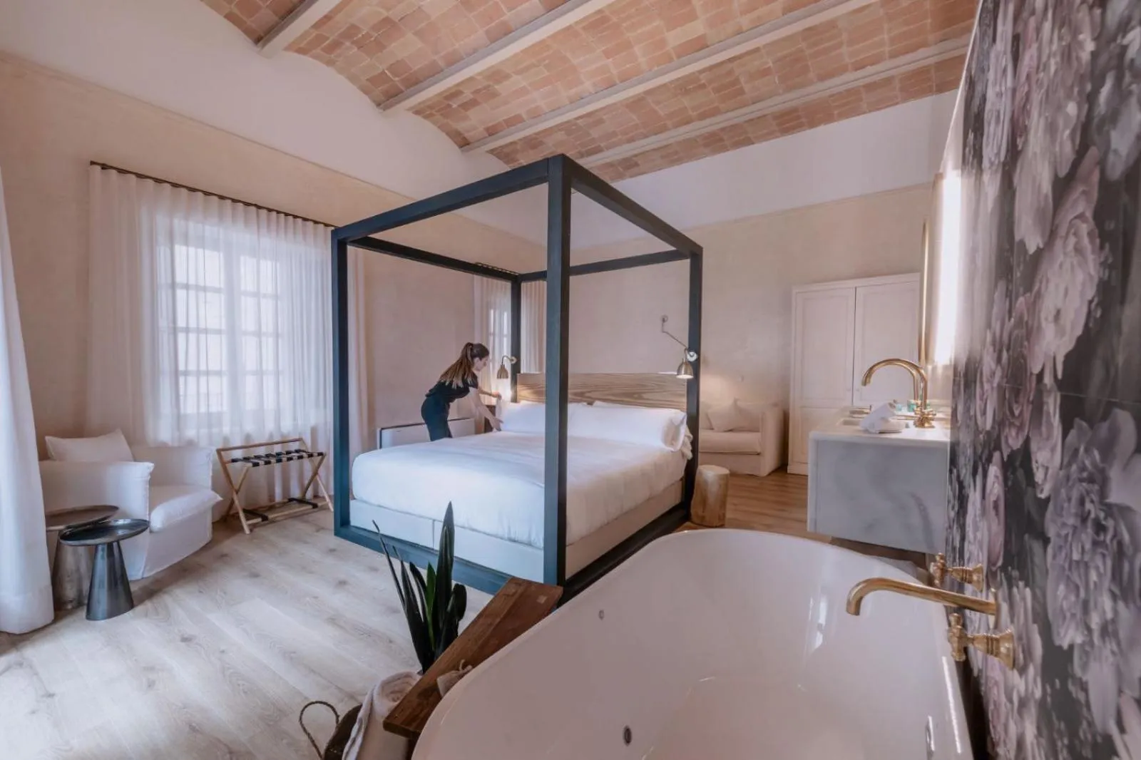 Bed in Hotel Palau Macelli & Spa