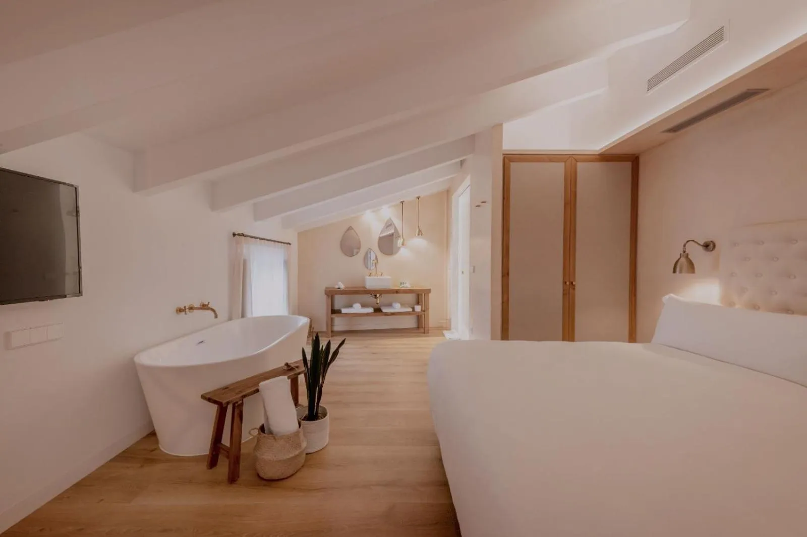 Bed in Hotel Palau Macelli & Spa