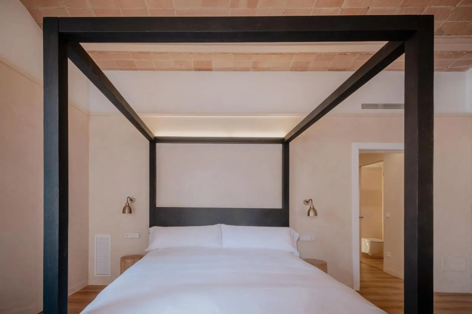 Bed in Hotel Palau Macelli & Spa