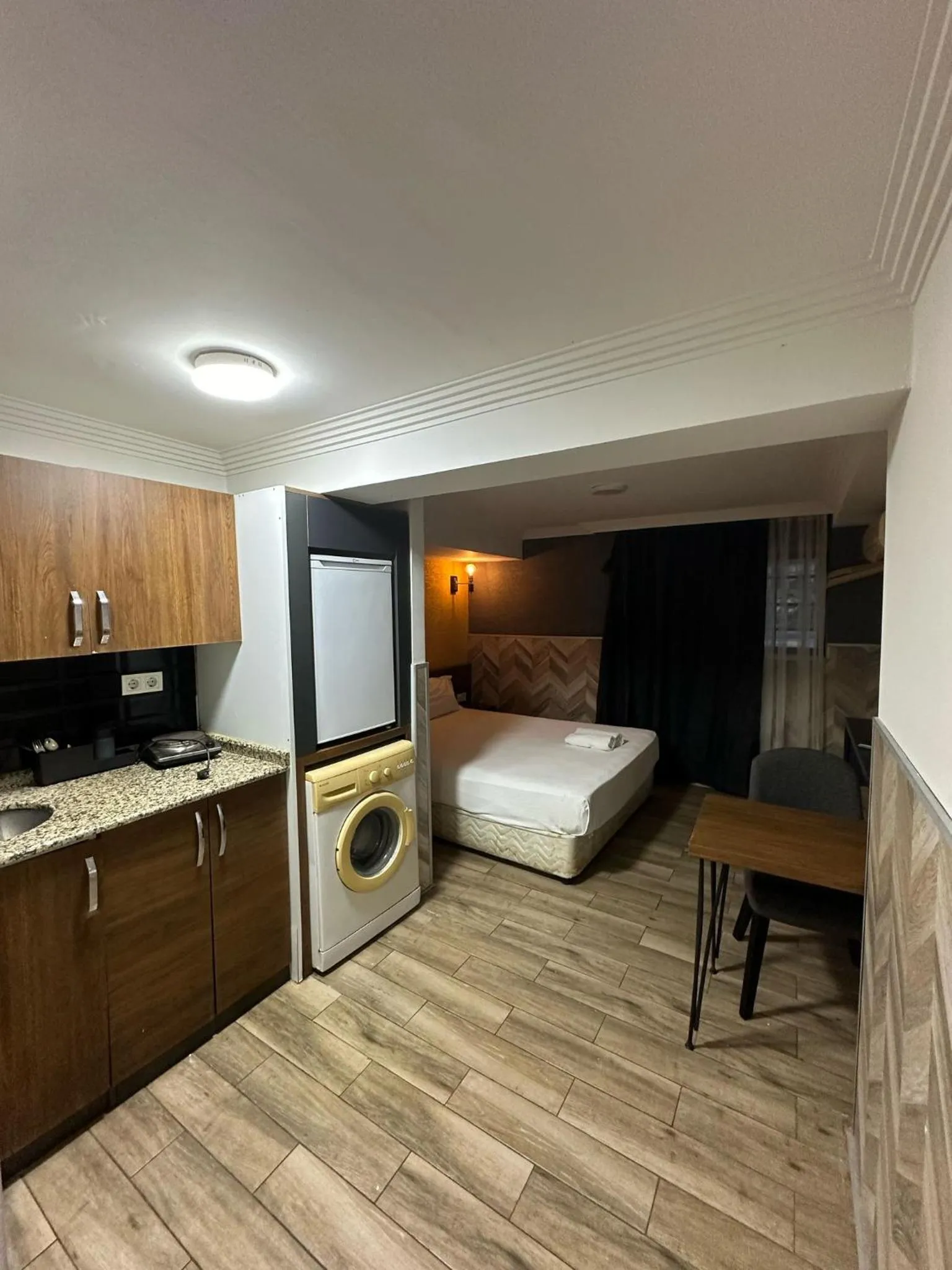 minibar, Bed in BetaS GuestHouse