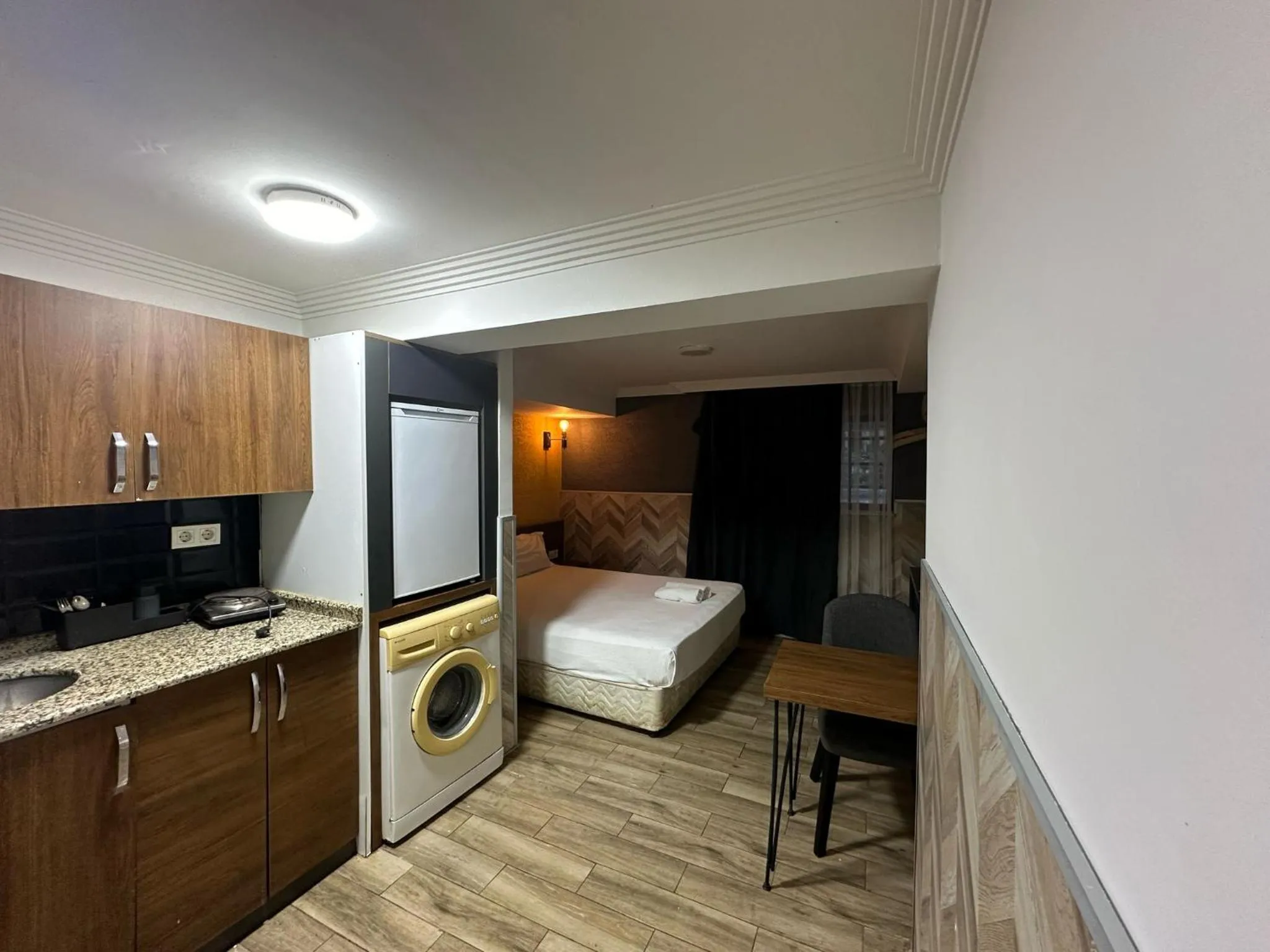 Kitchen or kitchenette, Bed in BetaS GuestHouse