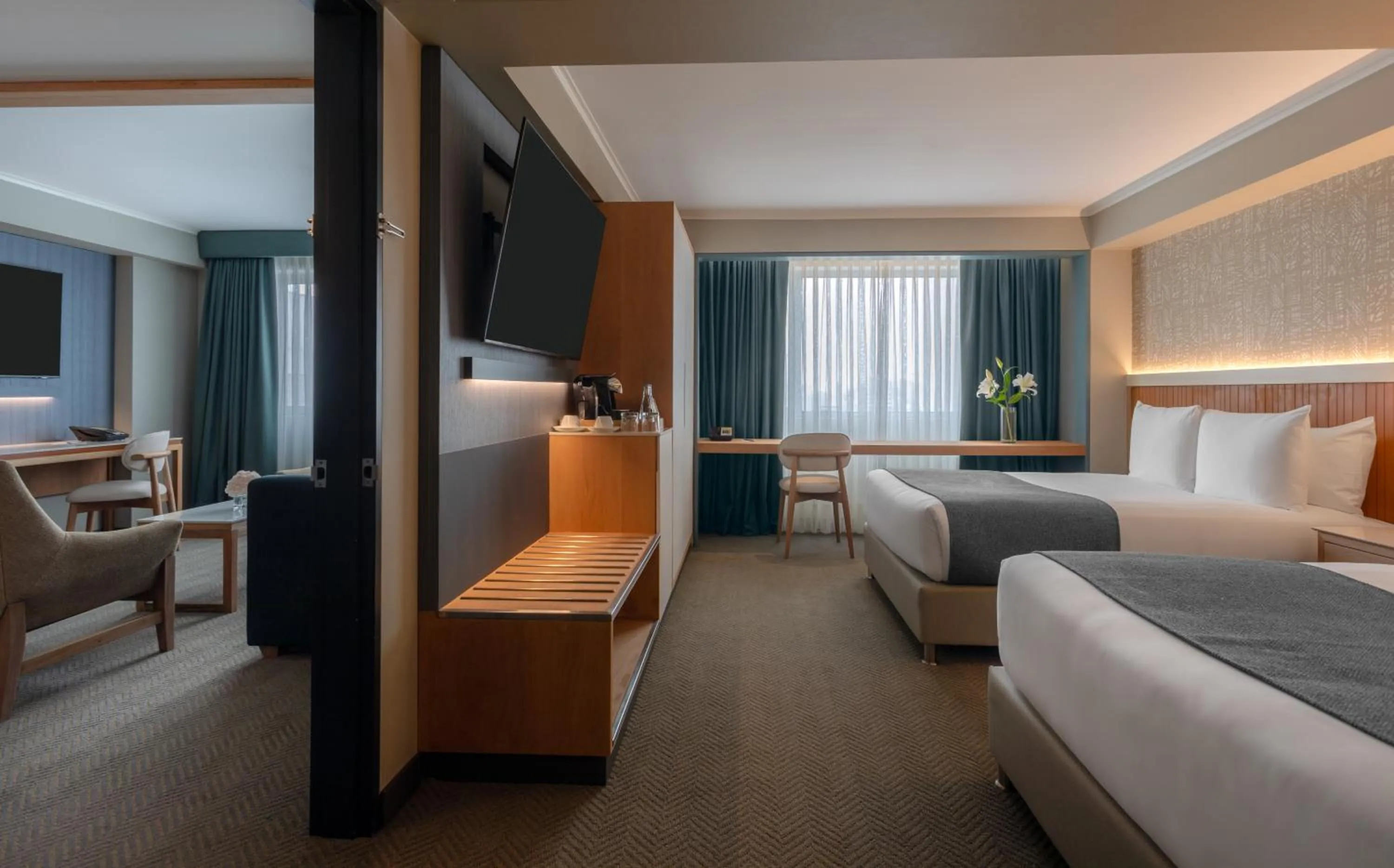 Photo of the whole room, Bed in Sonesta Hotel Miraflores