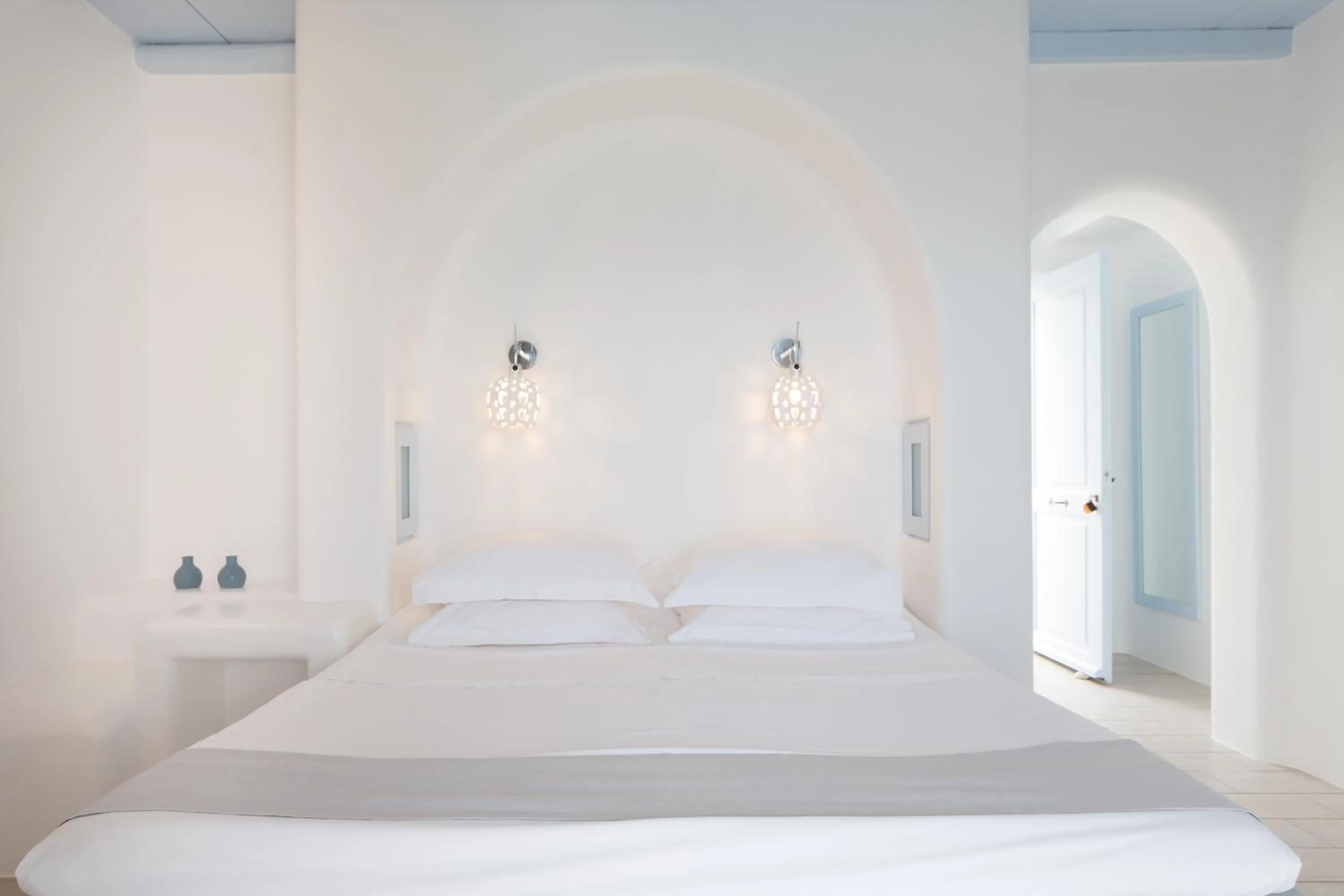 Bedroom, Bed in Calme Boutique Hotel - Adults Only