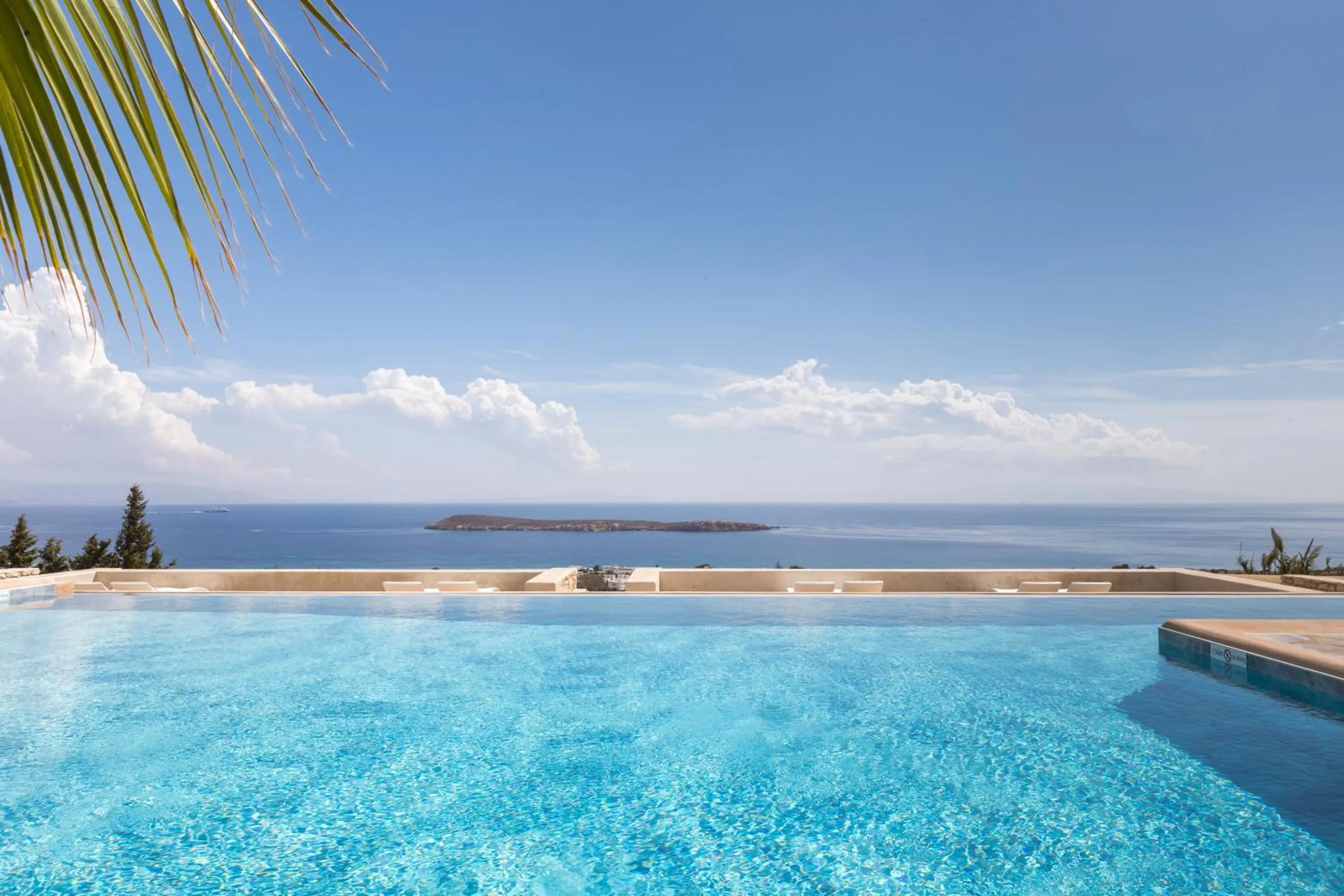 Swimming pool in Calme Boutique Hotel - Adults Only