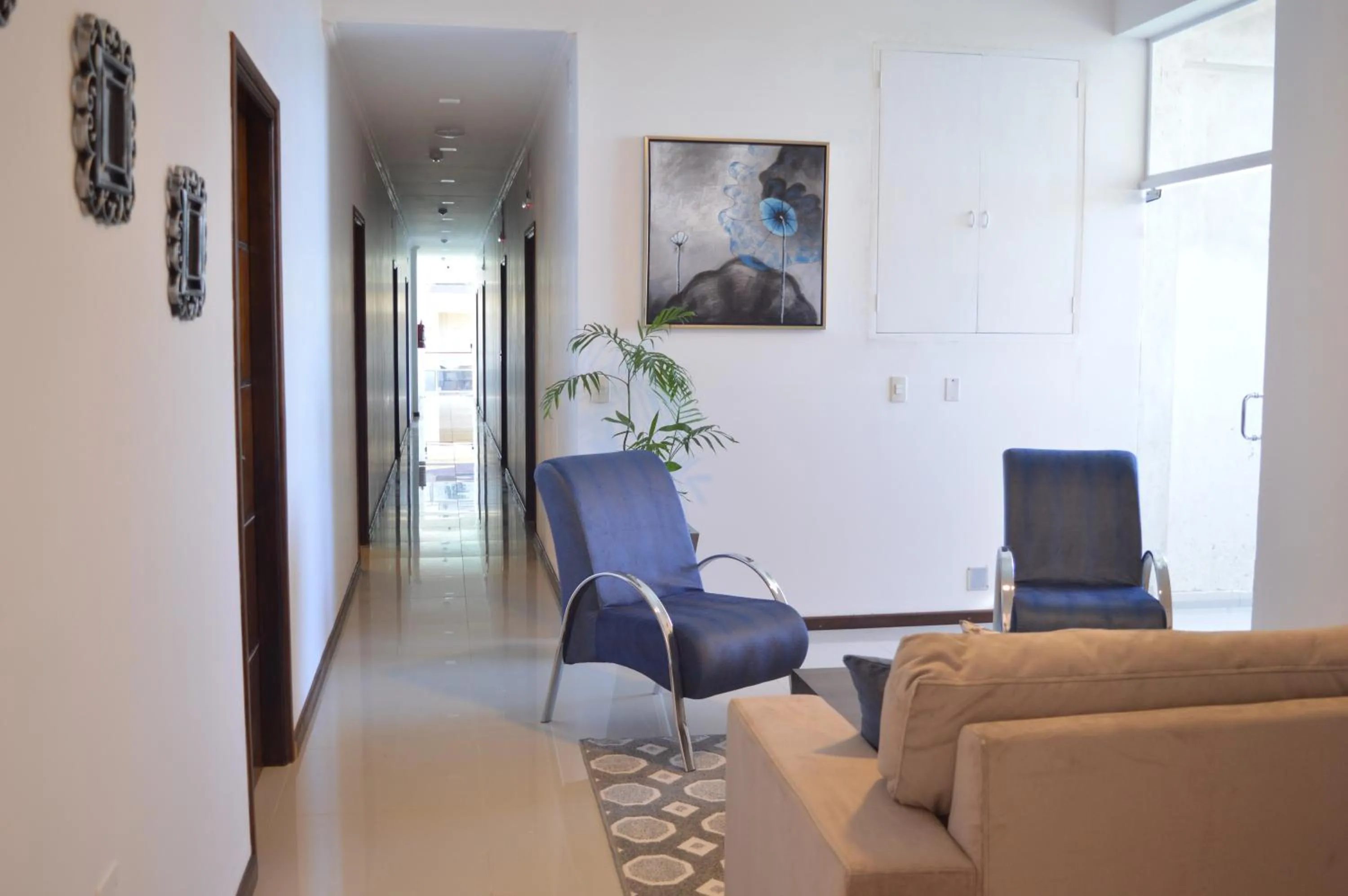 Communal lounge/ TV room in Hotel Puesta del Sol by Nobile