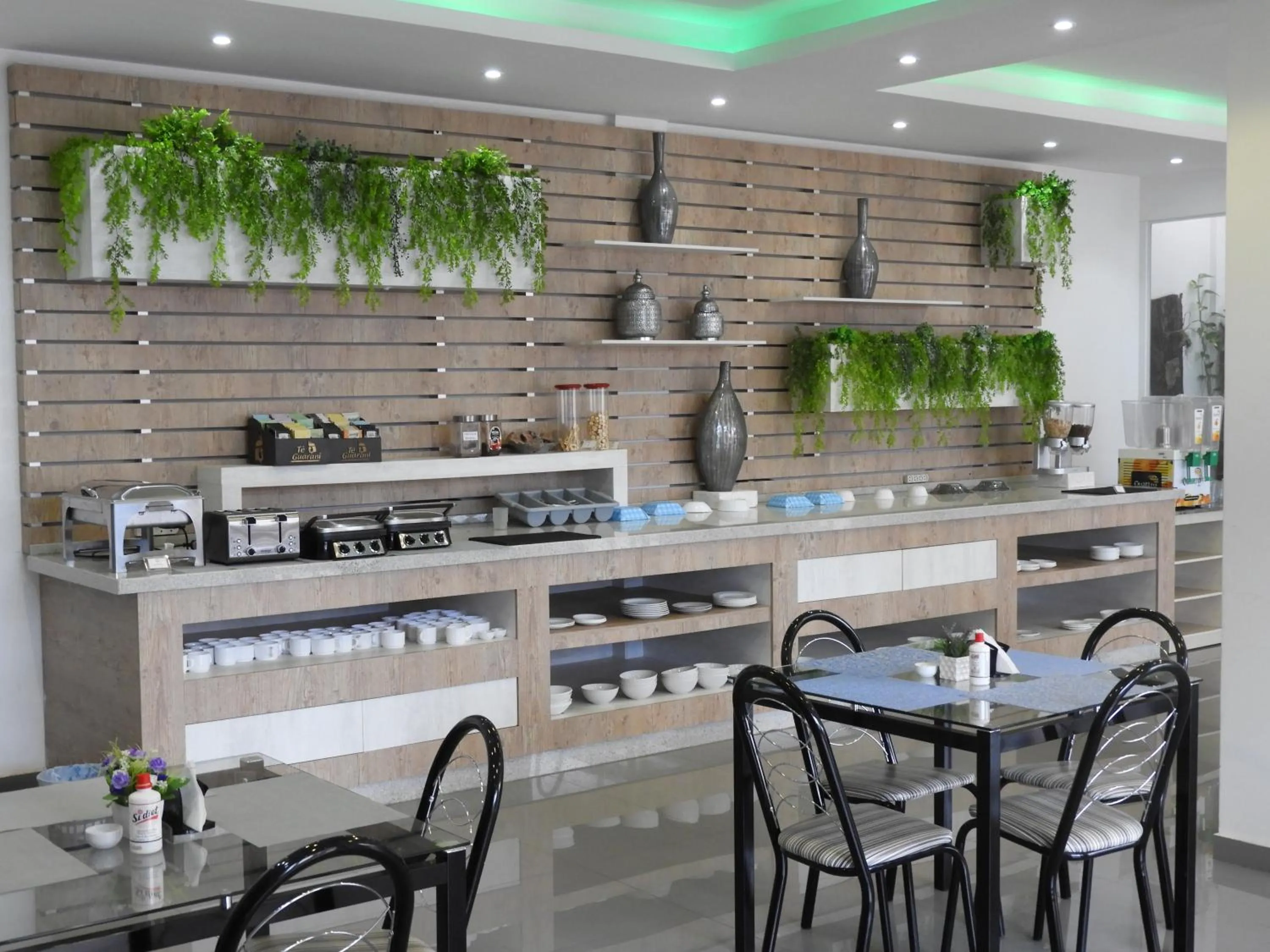 Restaurant/places to eat in Hotel Puesta del Sol by Nobile