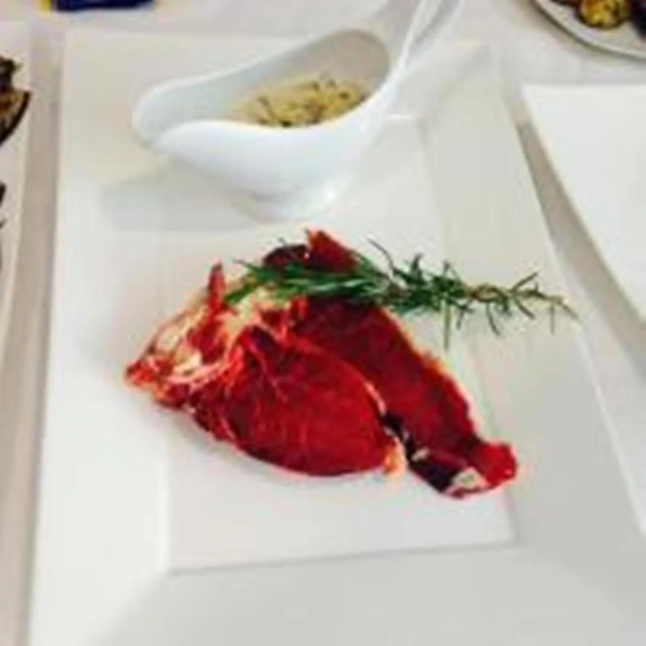 Food and drinks in Hotel Nika