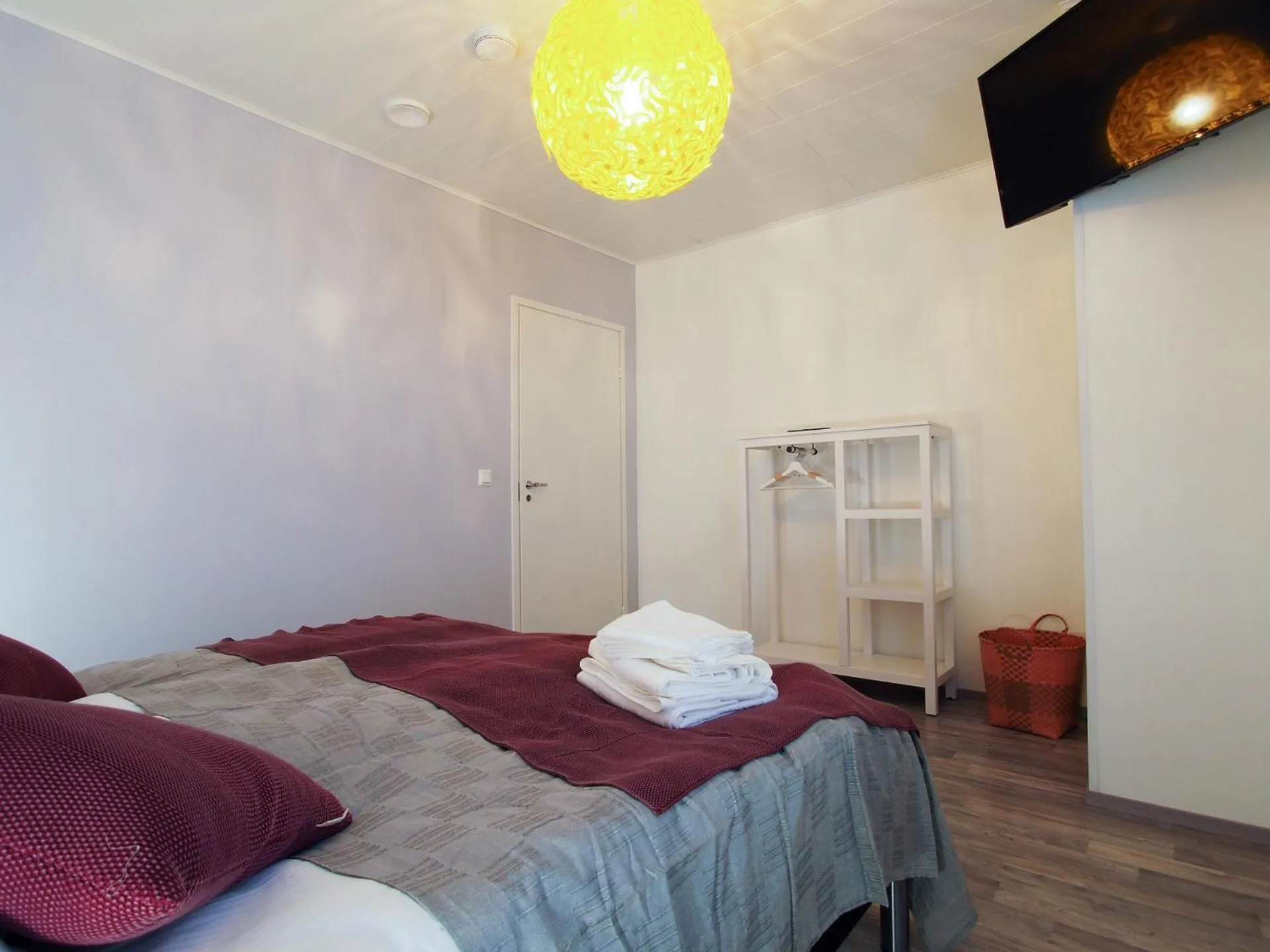 Bedroom, Bed in Savonlinna Rentals