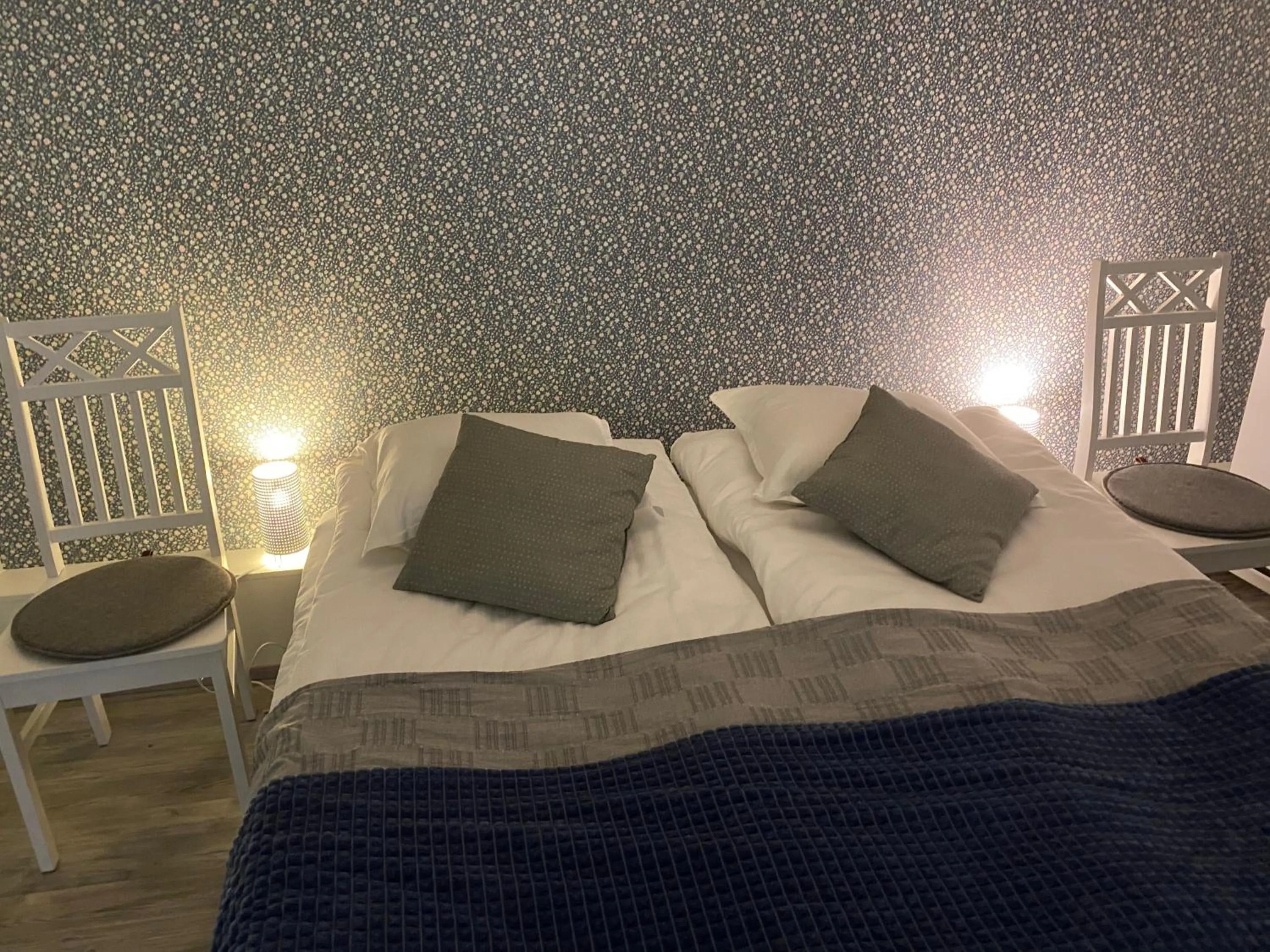 Bedroom, Bed in Savonlinna Rentals