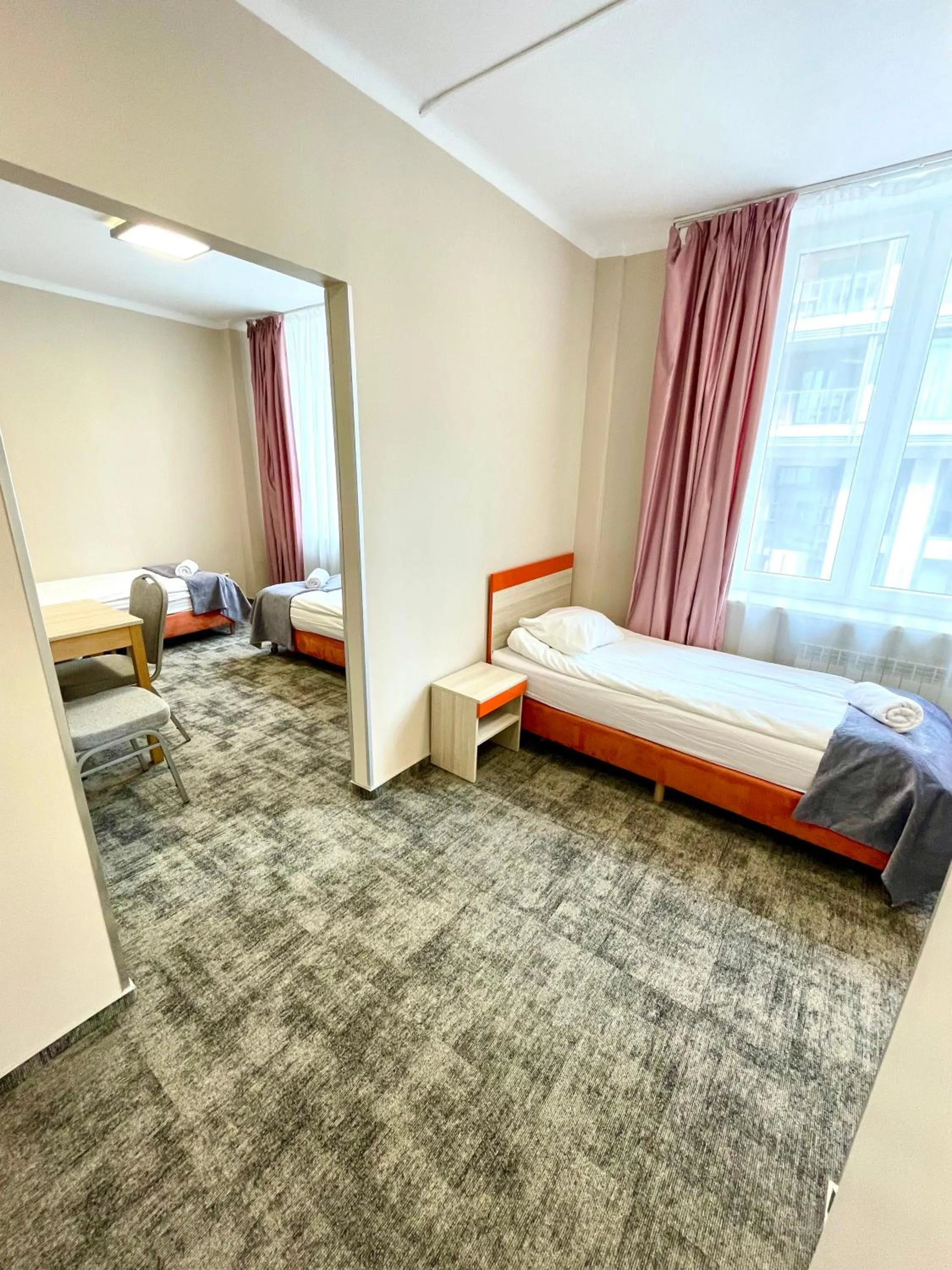 Photo of the whole room, Bed in eMKa Hostel