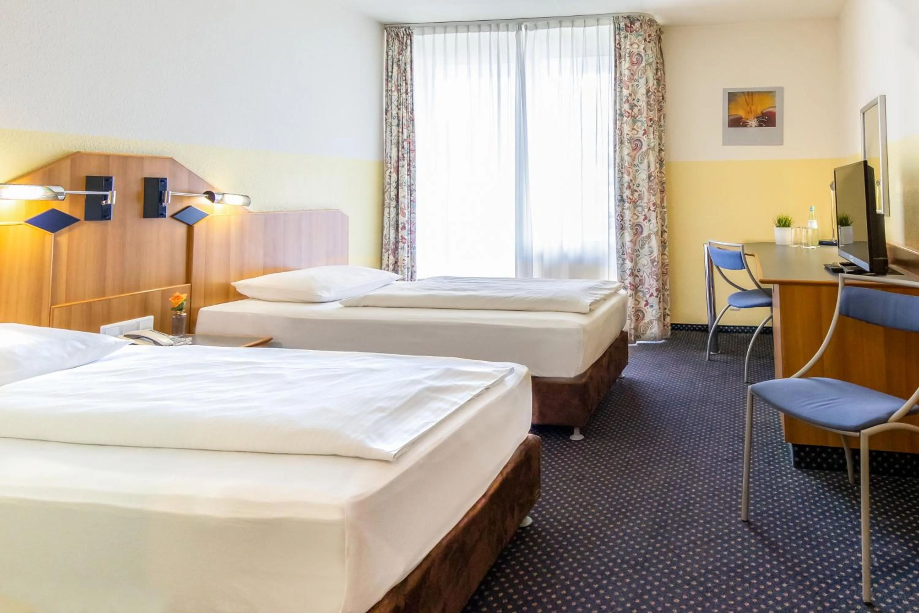 Bed in Mercure Hotel Pforzheim