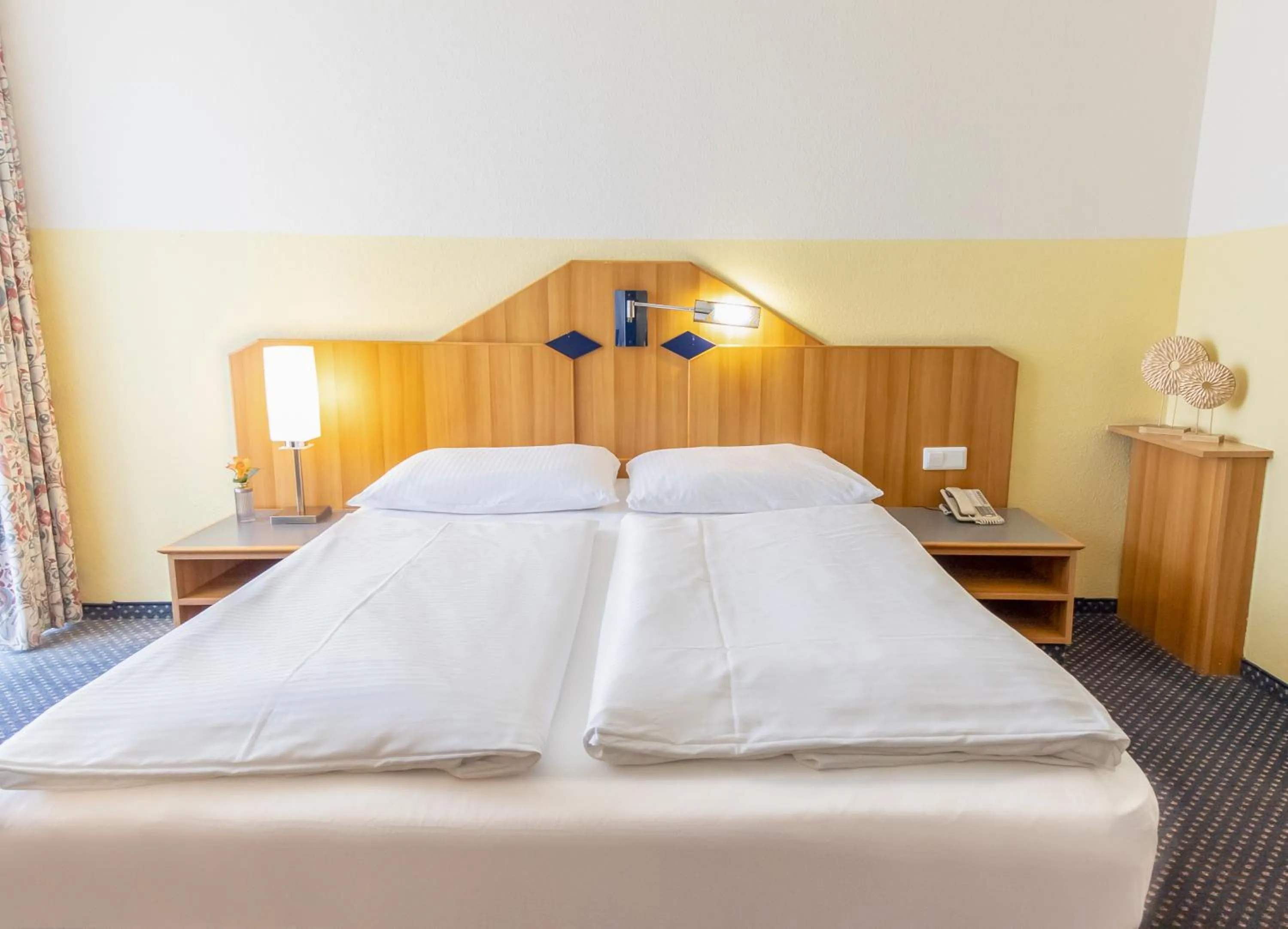 Bed in Mercure Hotel Pforzheim