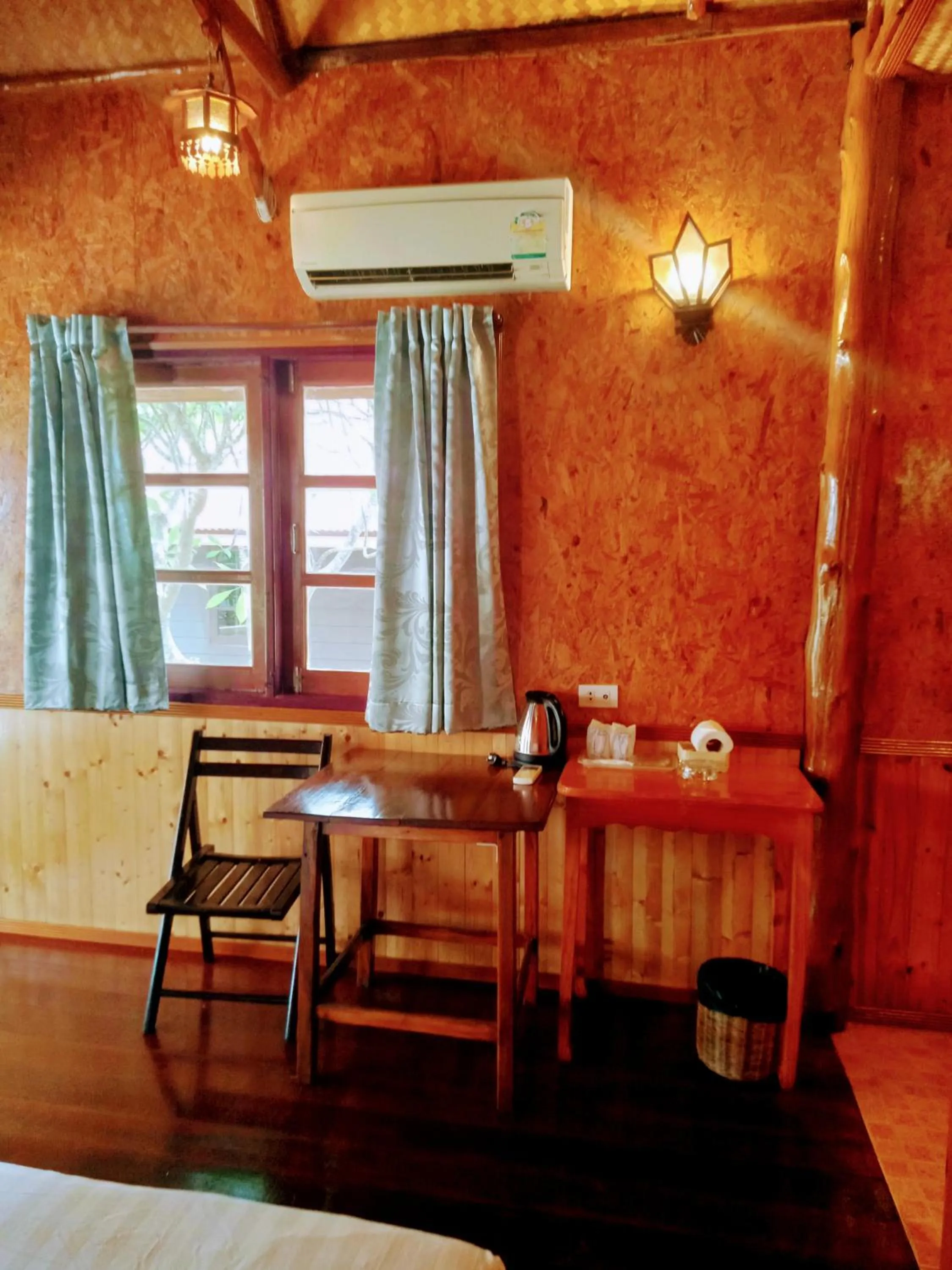 Bow Thong Beach Resort