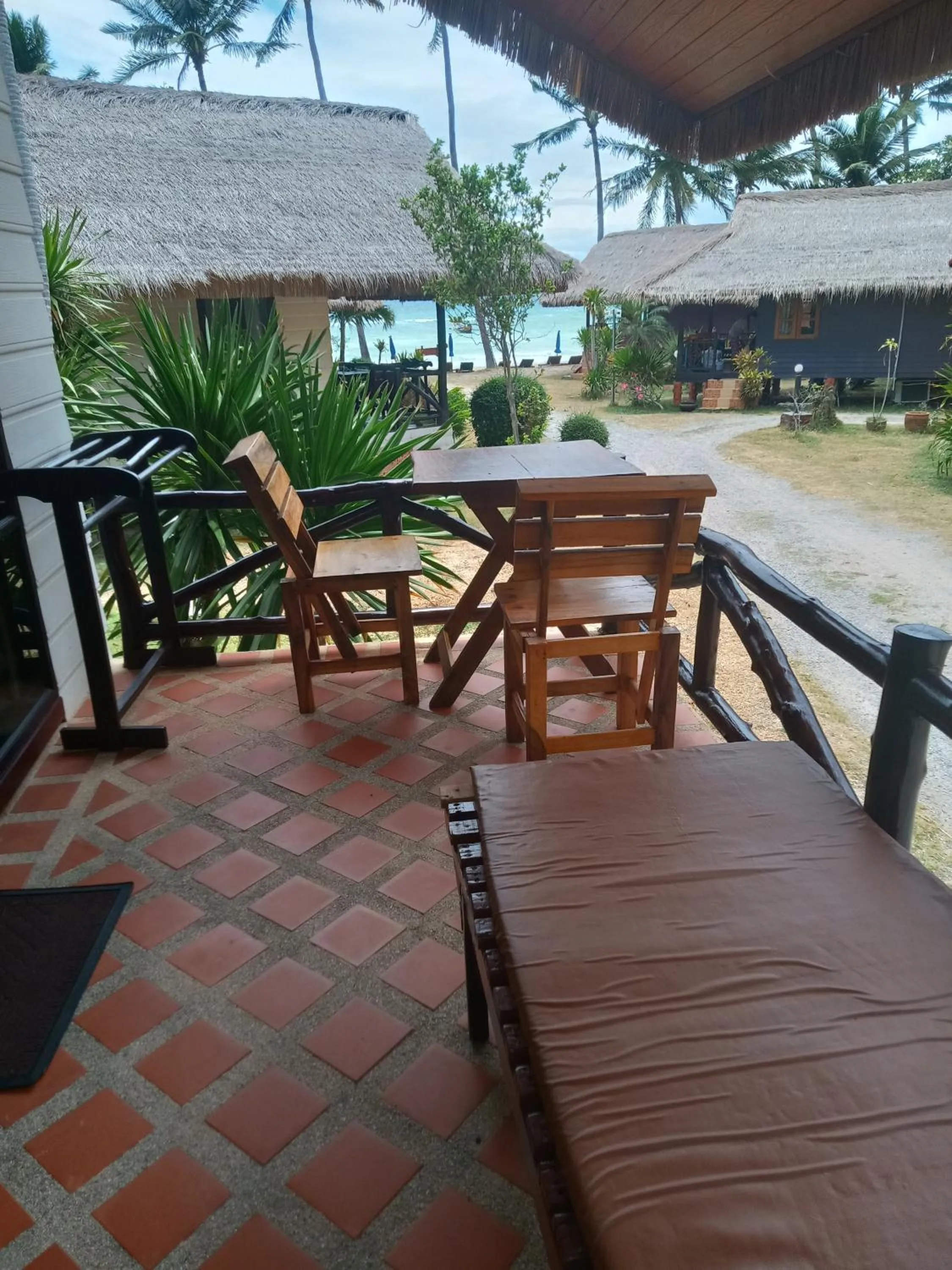 Bow Thong Beach Resort