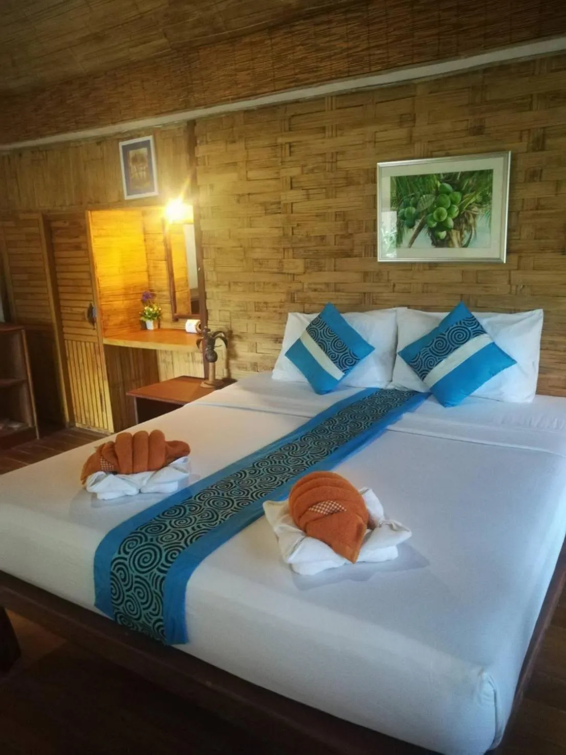 Bedroom, Bed in Nangyuan Island Dive Resort