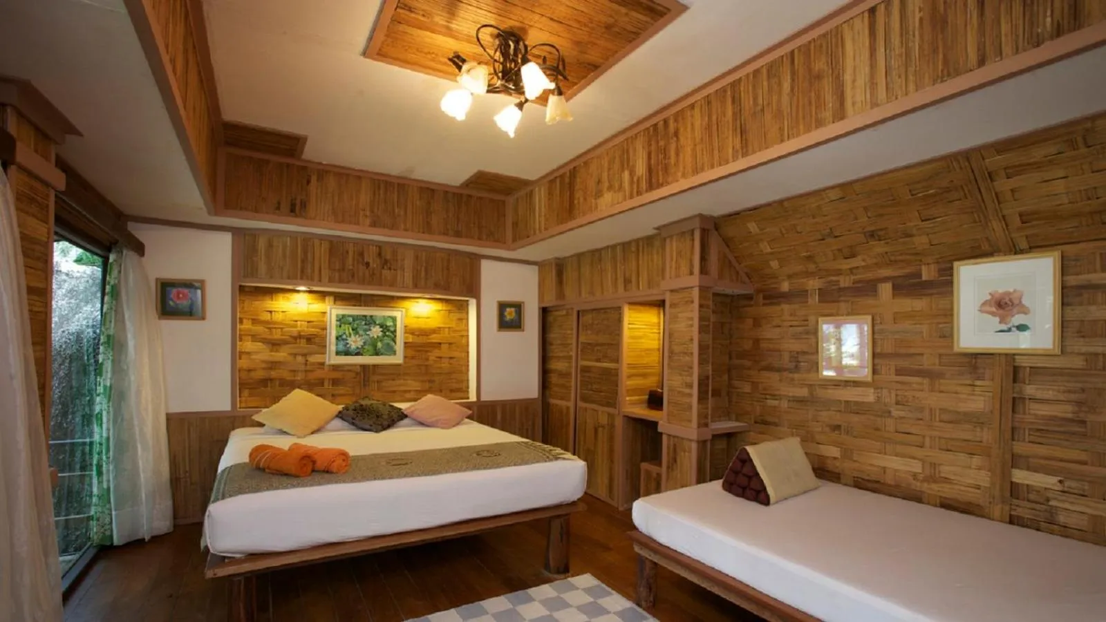 Photo of the whole room, Bed in Nangyuan Island Dive Resort