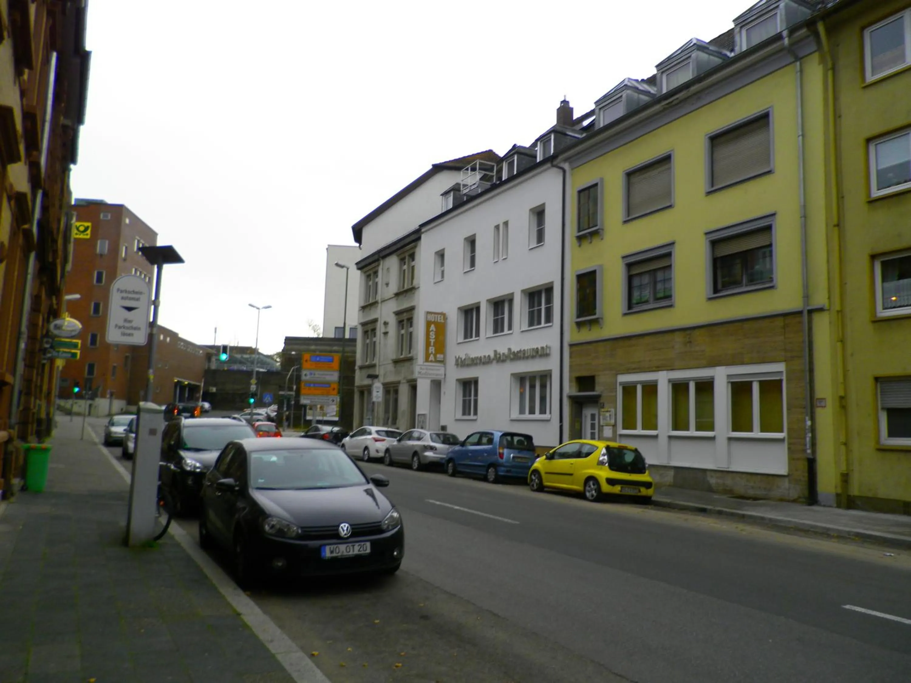 Area and facilities in Astra Hotel