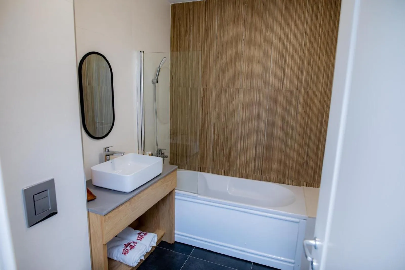 Bed in Sea On Mamaia