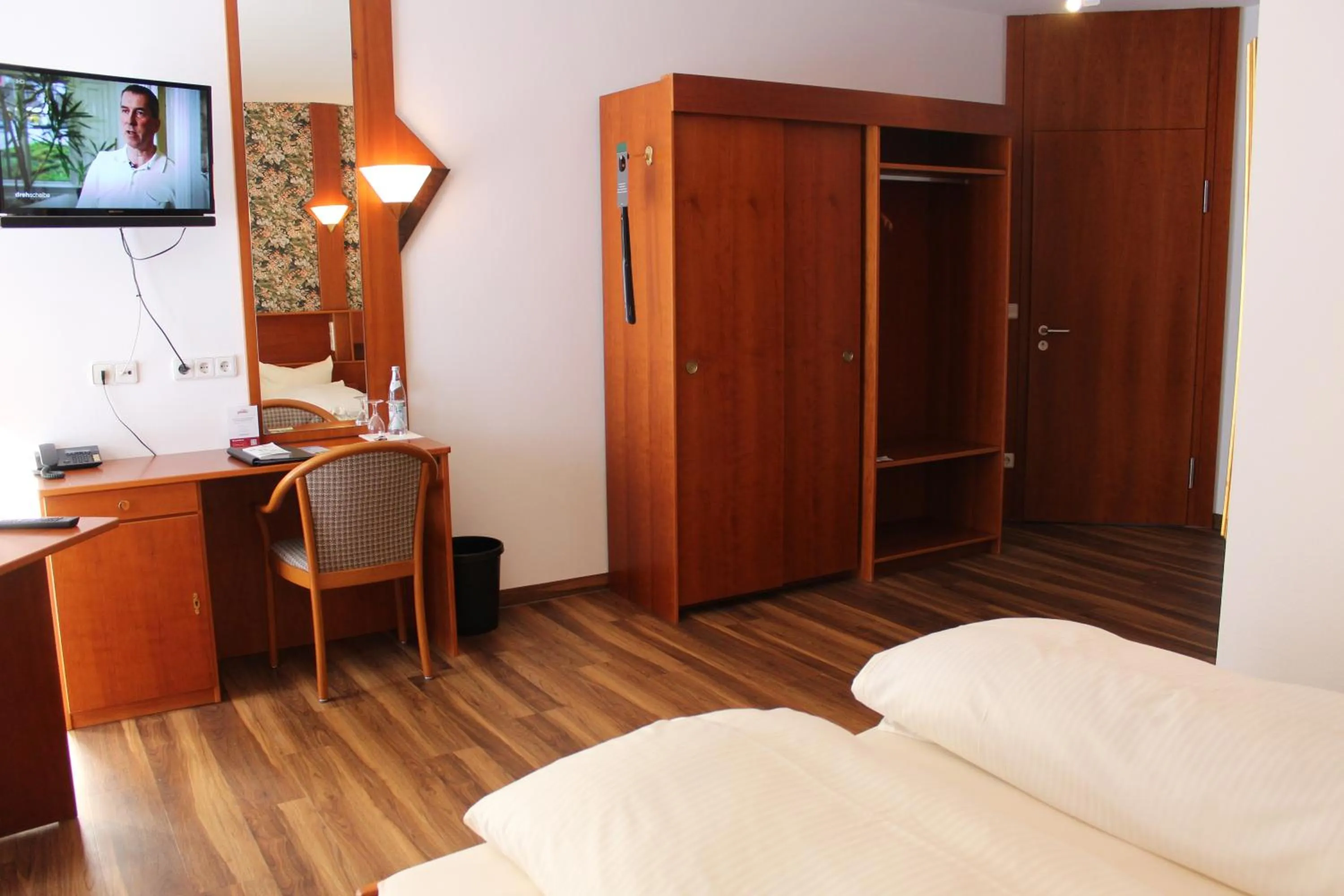 Bed in Hotel & Landgasthof Forsthof