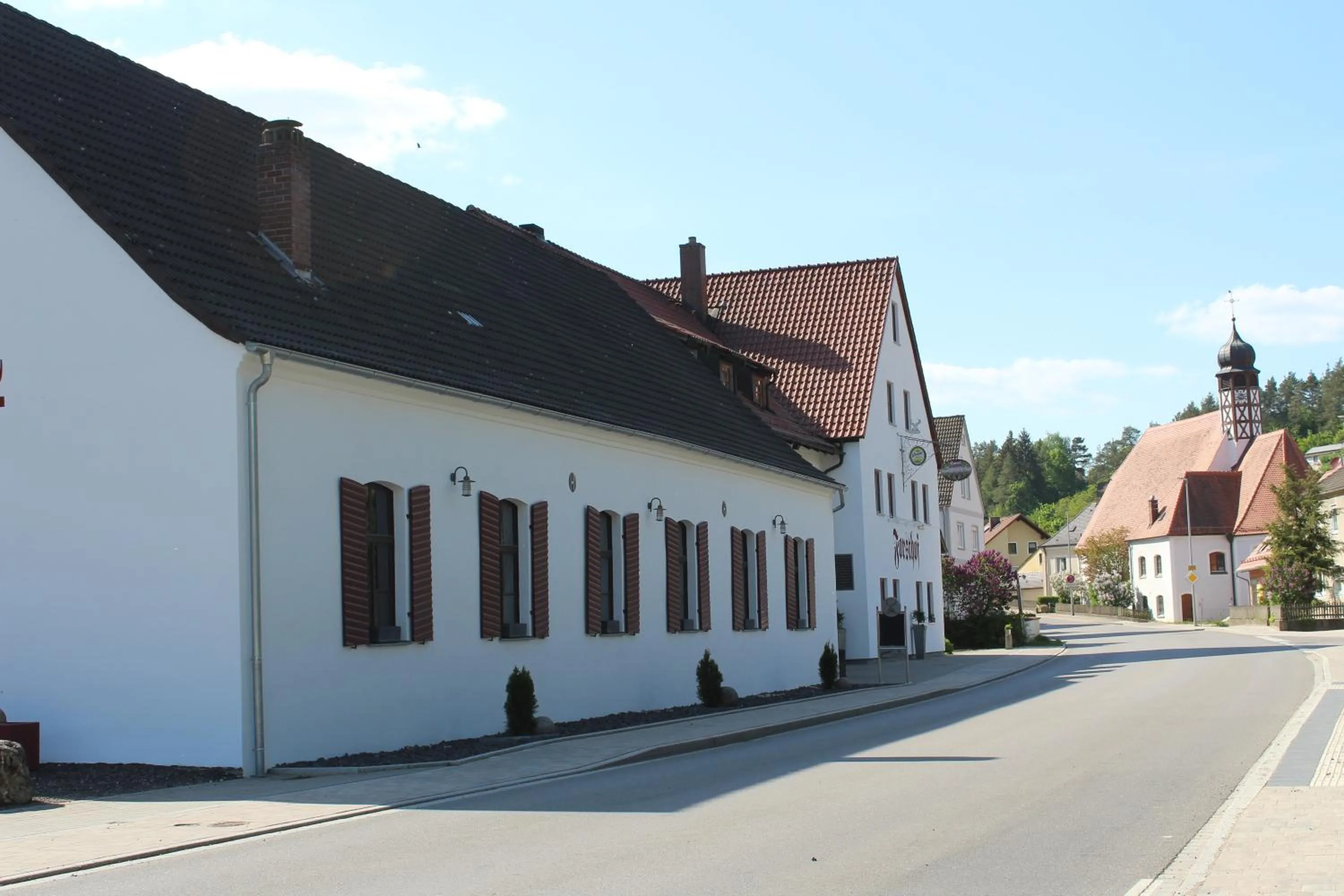 Facade/entrance in Hotel & Landgasthof Forsthof