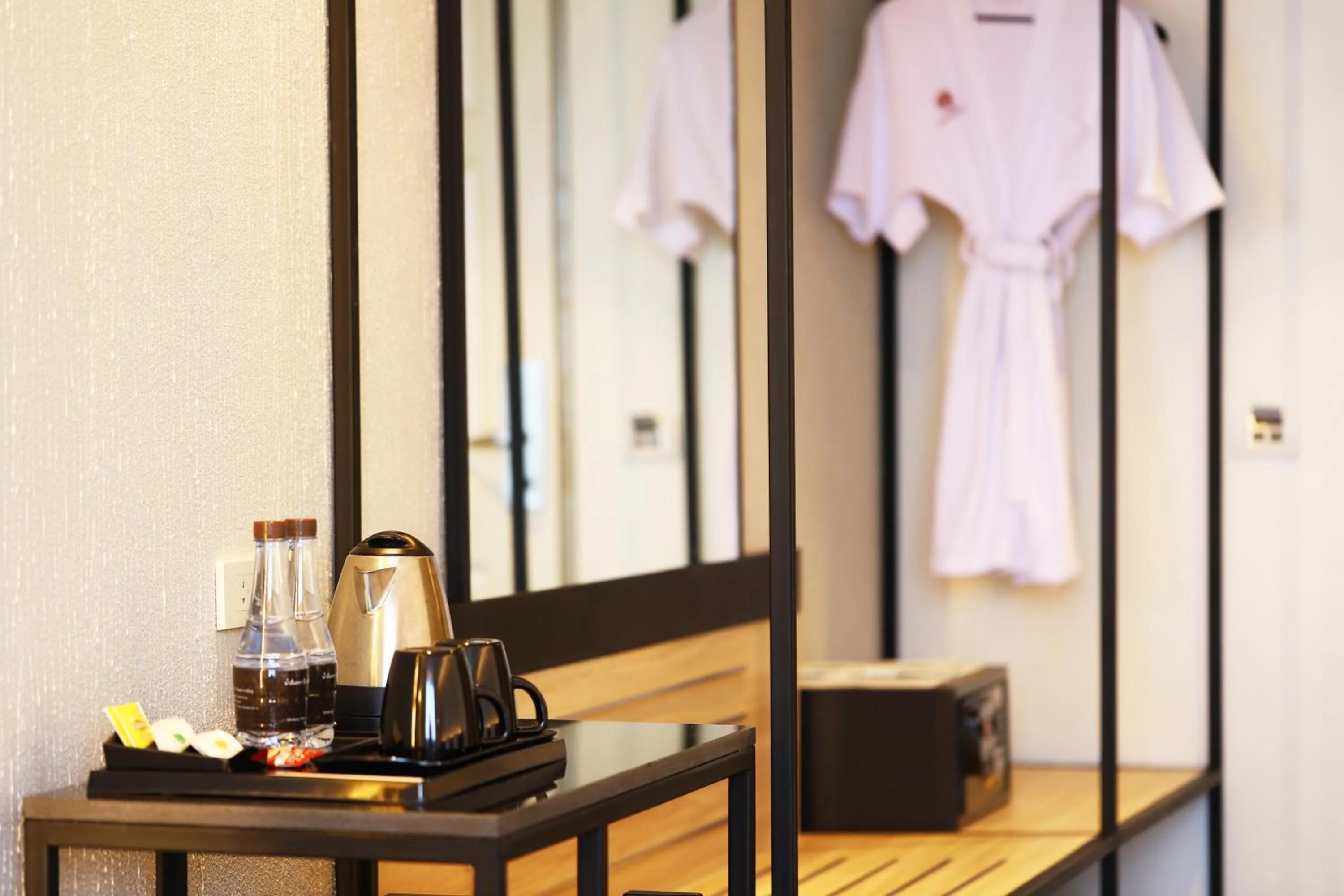 Lee Gardens Plaza Hotel - SHA Plus