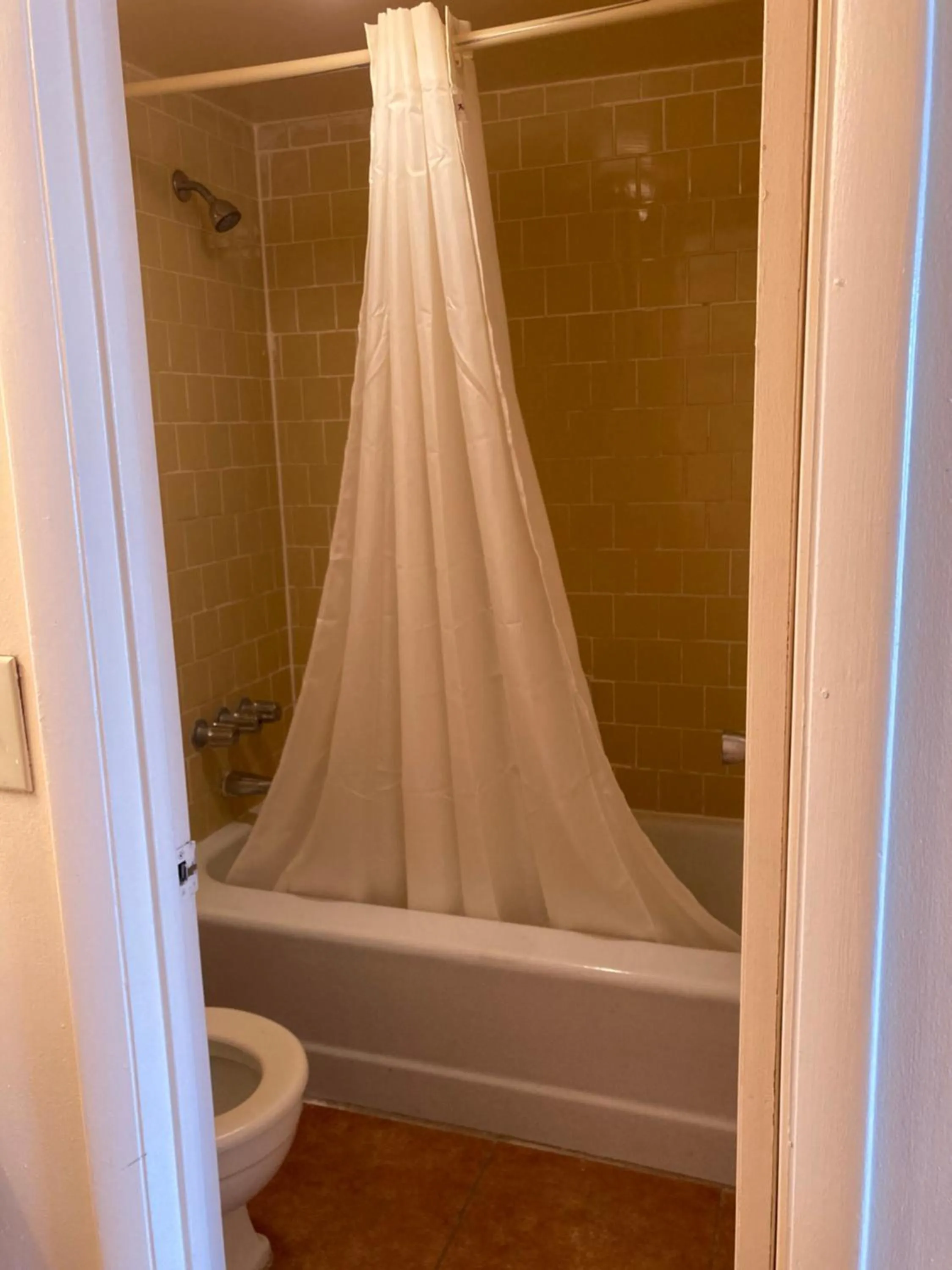 Bathroom in Altamonte Springs Hotel and Suites