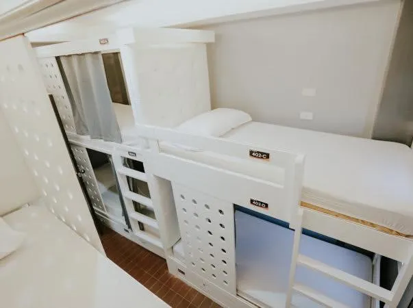 Viajeros Hostel Boracay