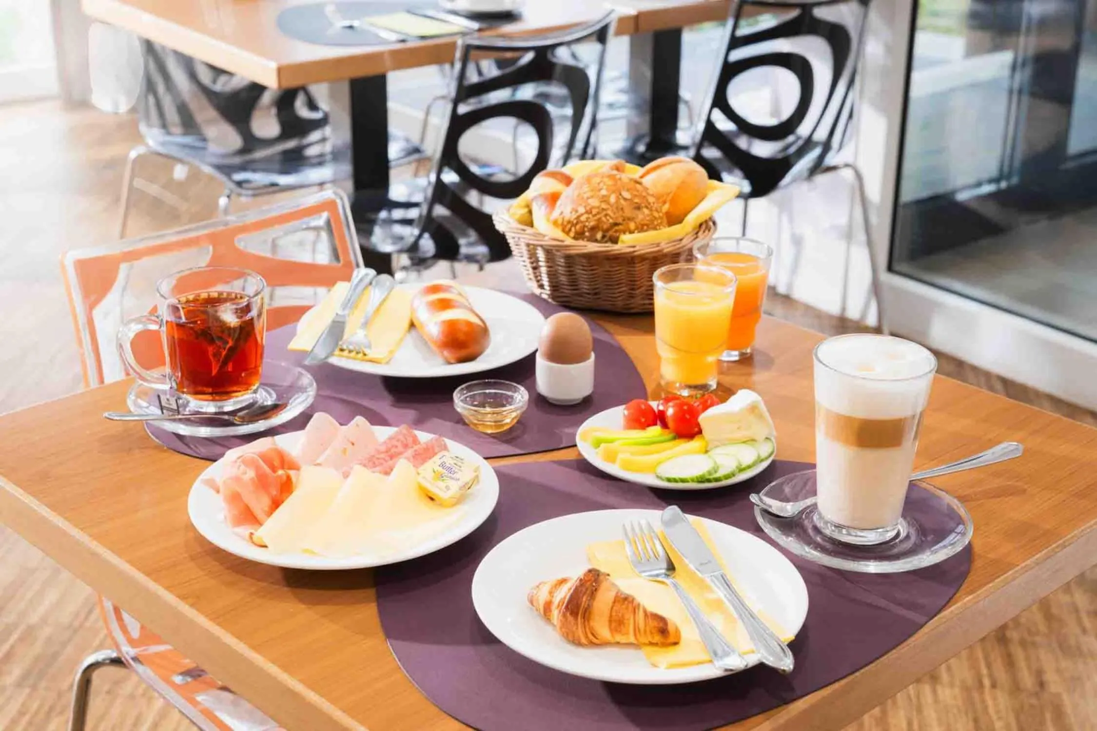 Buffet breakfast in Hotel Speyer am Technik Museum