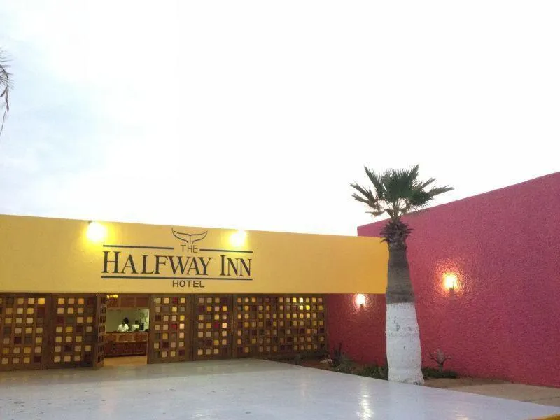 Lobby or reception in The Halfway Inn