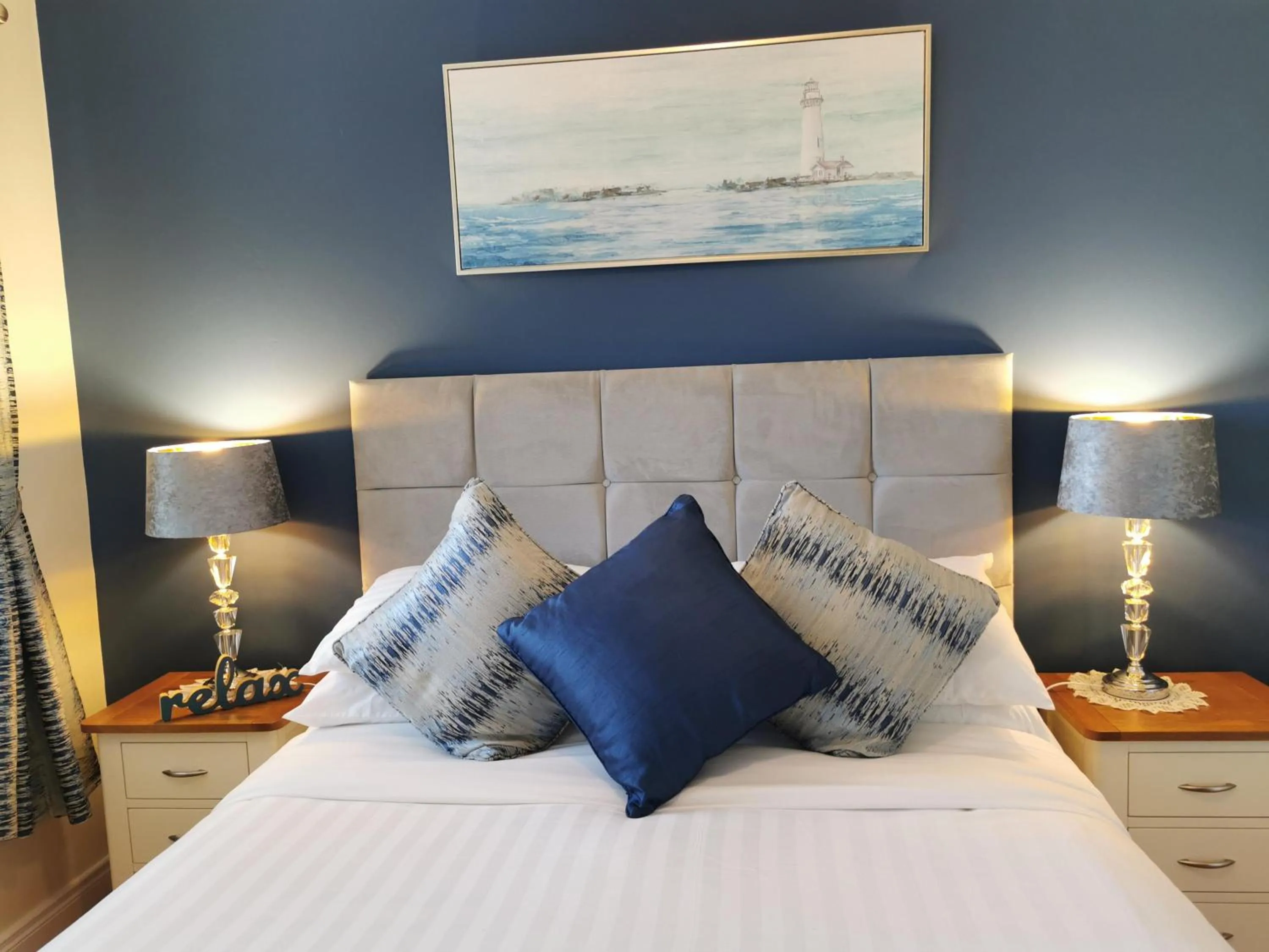 Bed in Ocean Heights B&B