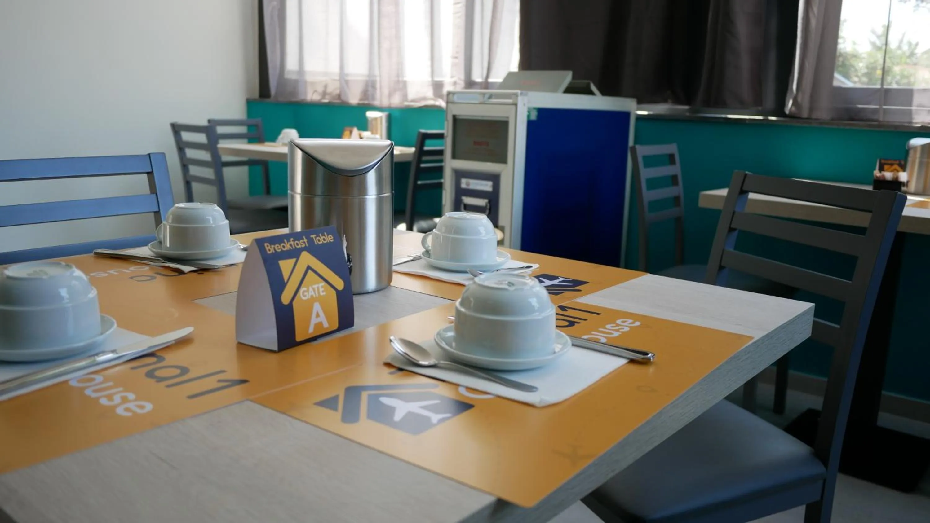 Breakfast in Terminal 1 Guest House