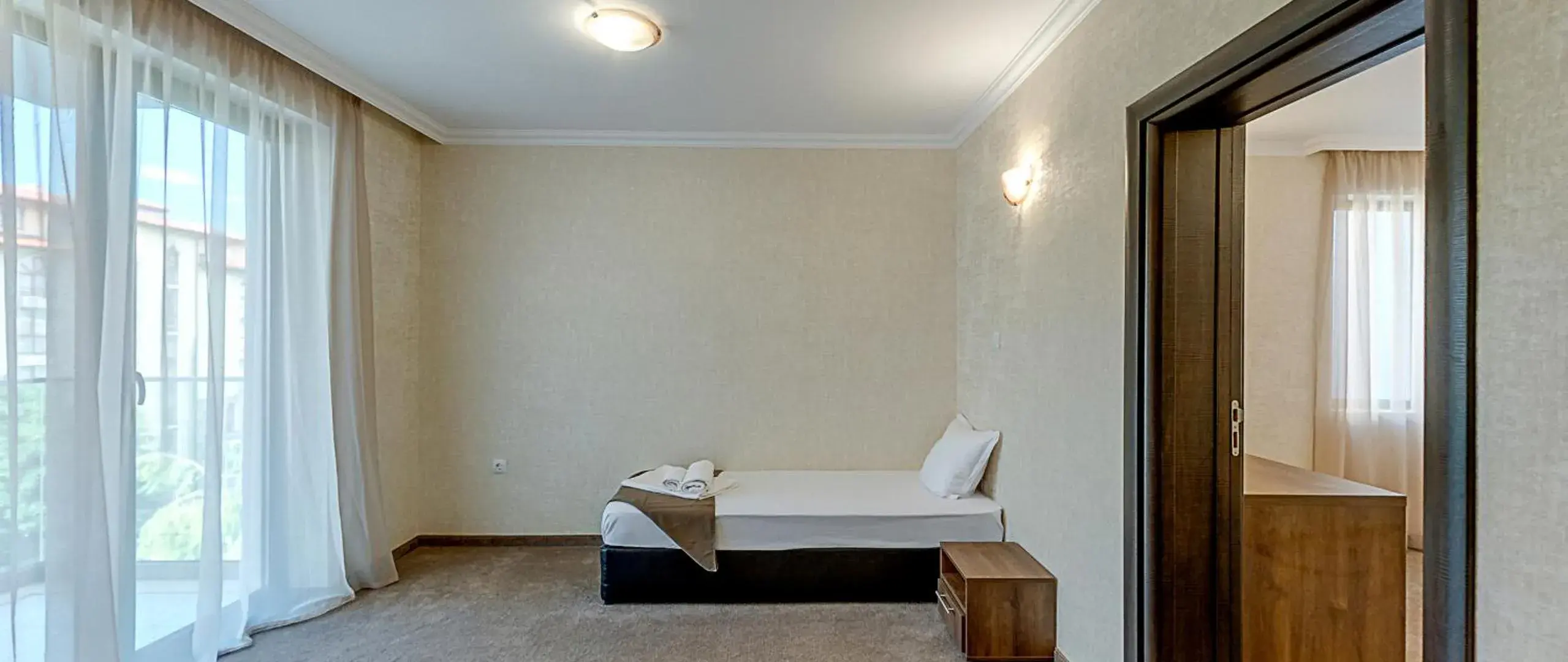 Apartment in Hotel Pautalia Apartment in Hotel Pautalia